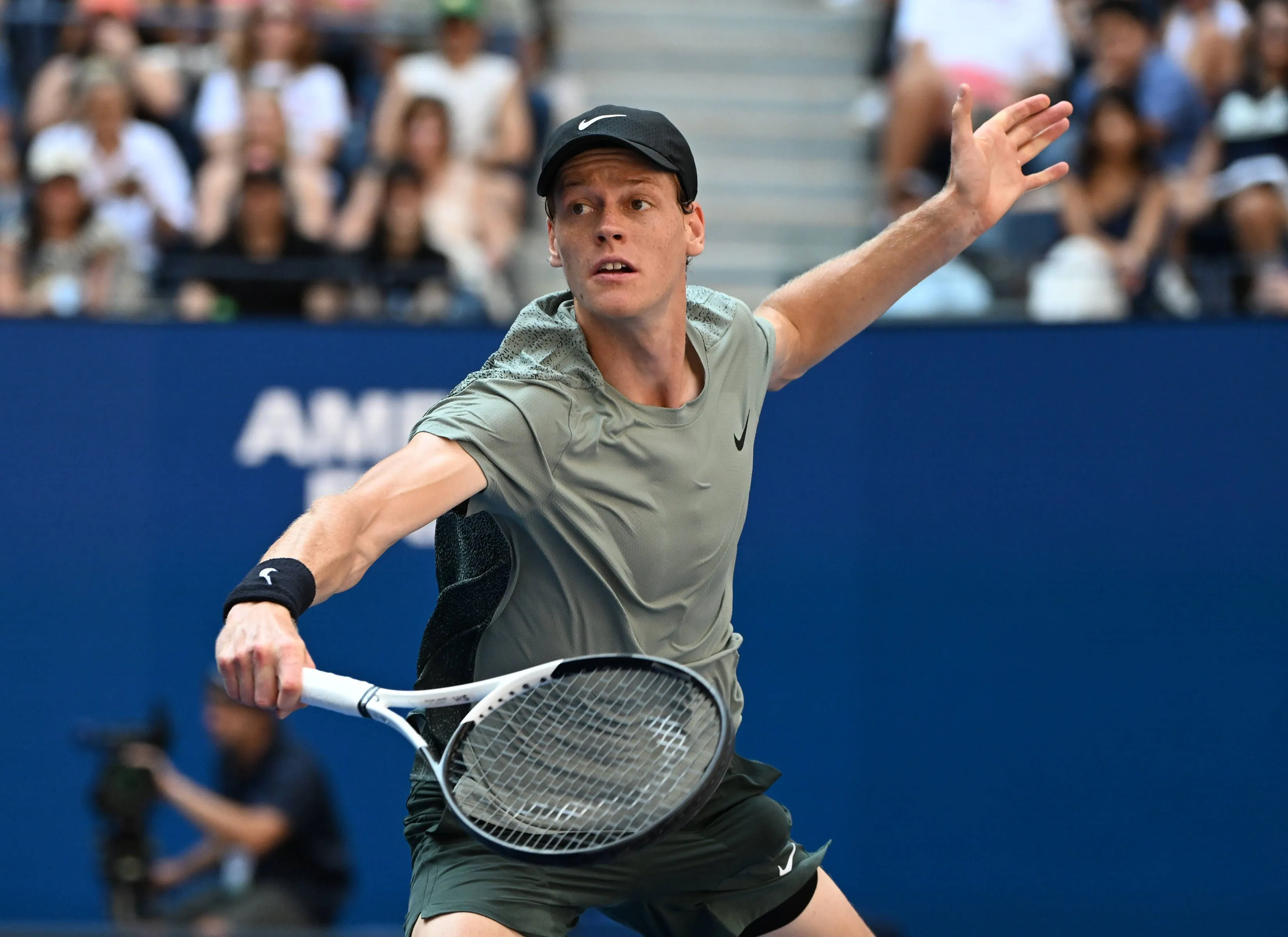 Jannik Sinner vs Ben Shelton: 2024 Shanghai Masters - Preview & Prediction