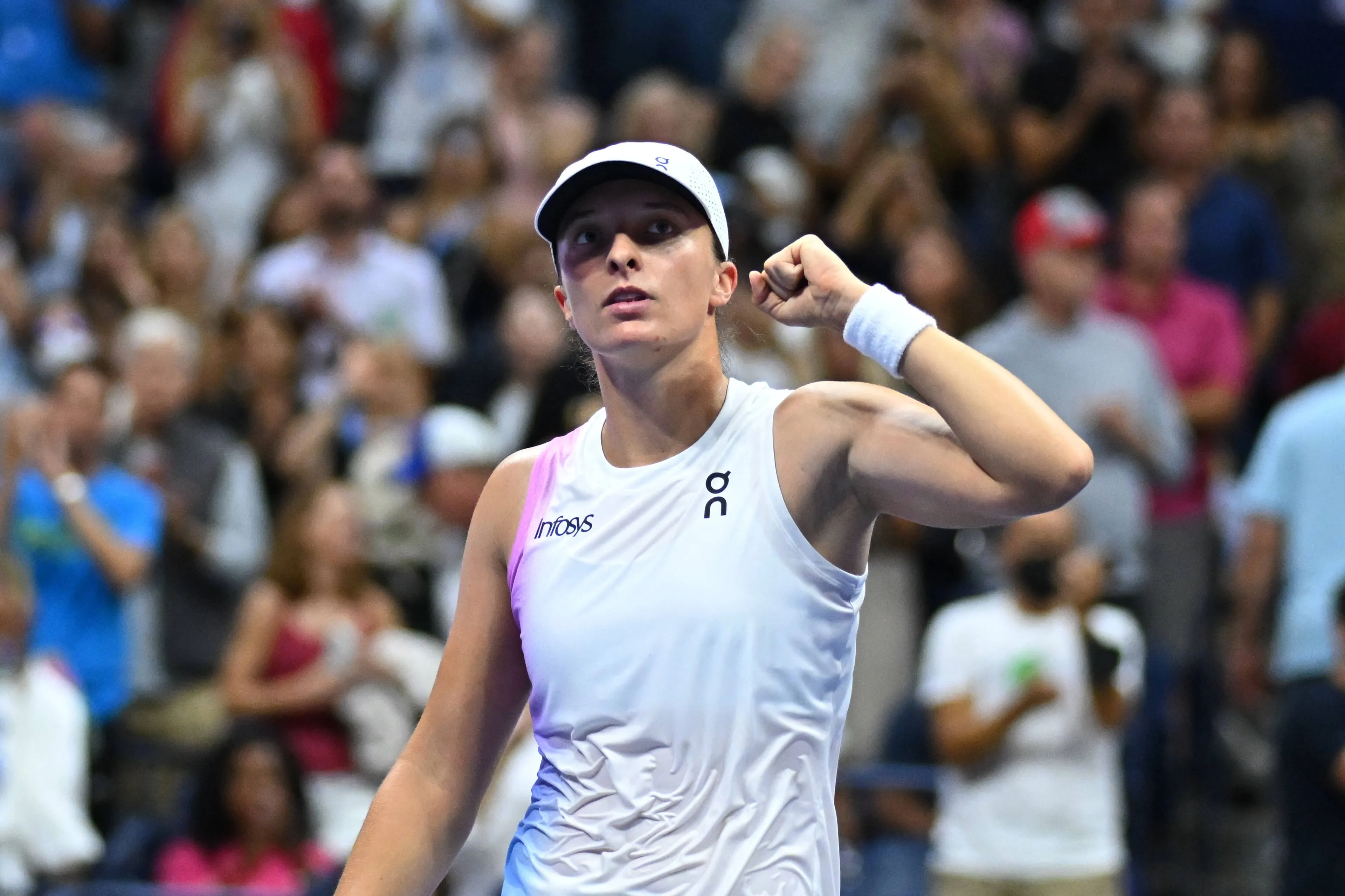 Swiatek Completes Unthinkable Comeback In Her First Match Since US Open