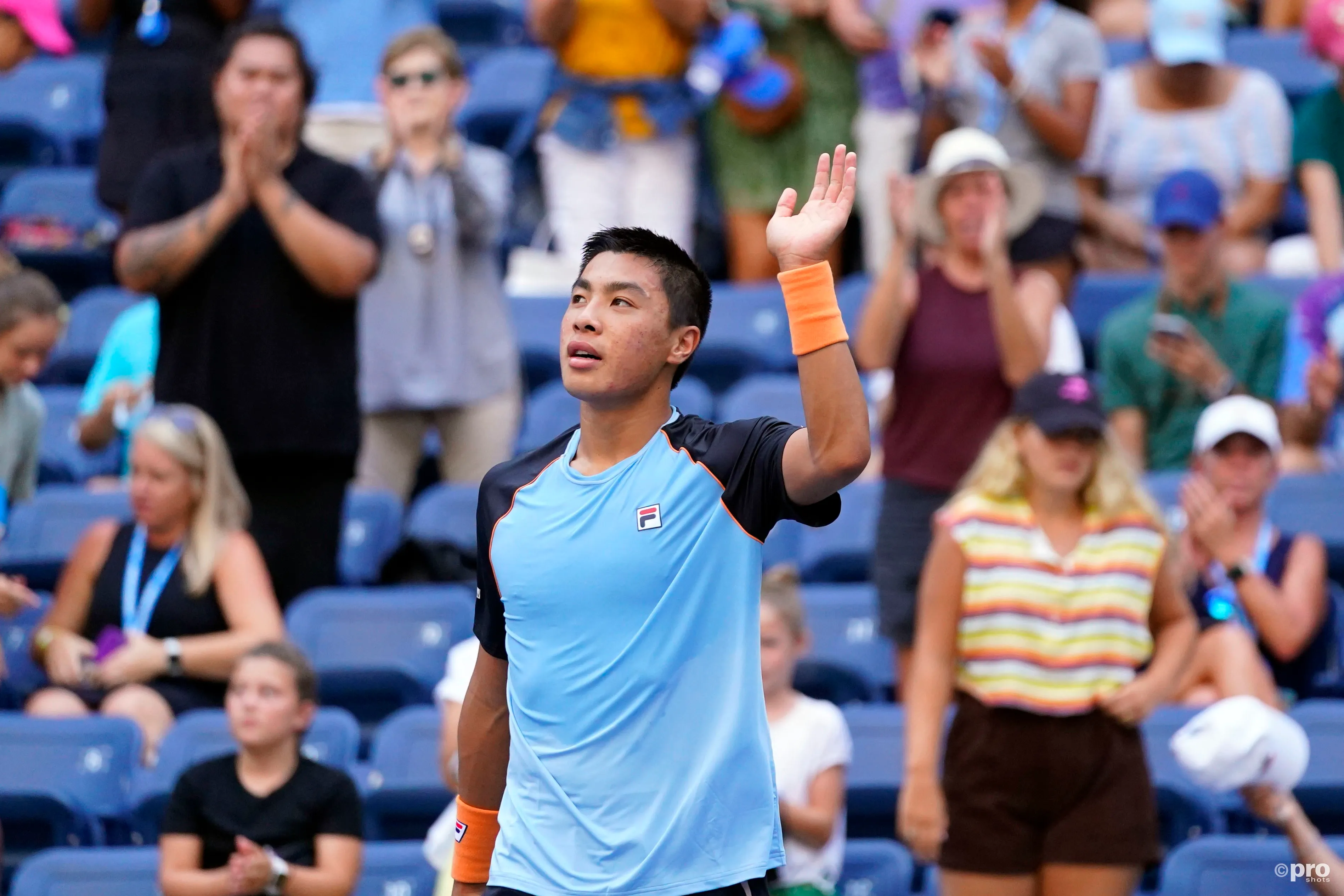 Brandon Nakashima defeats Jack Draper for the Next Gen ATP Finals final