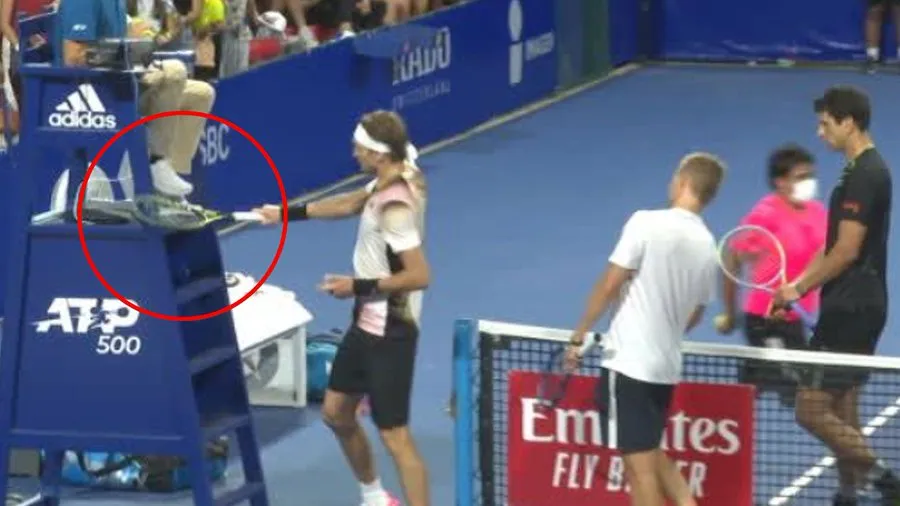 VIDEO: Zverev repeatedly smashes umpire's chair with racquet after Acapulco doubles loss, disqualified from singles tournament