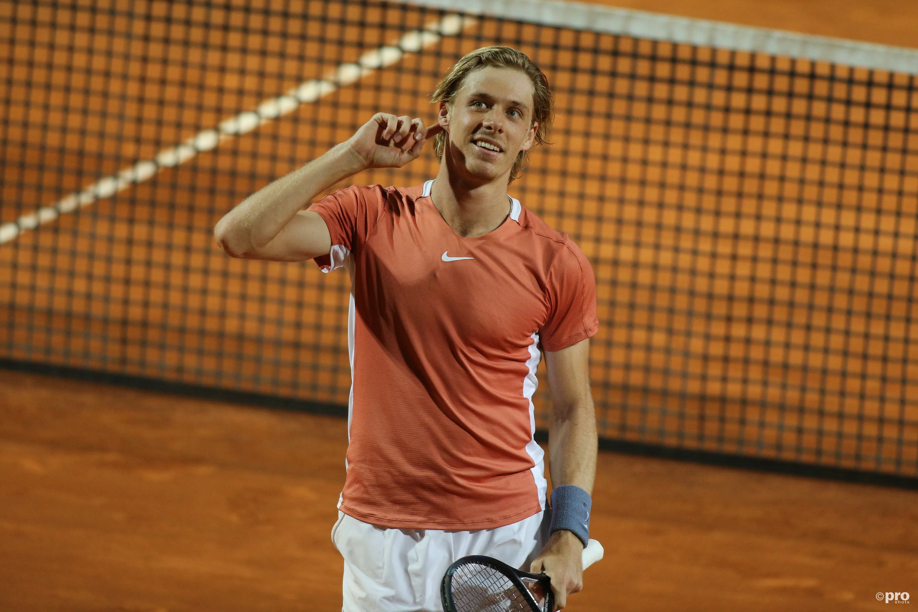 Video: Shapovalov acts as biggest fan as girlfriend Mirjam Bjorklund seals maiden WTA 1000 win in Miami