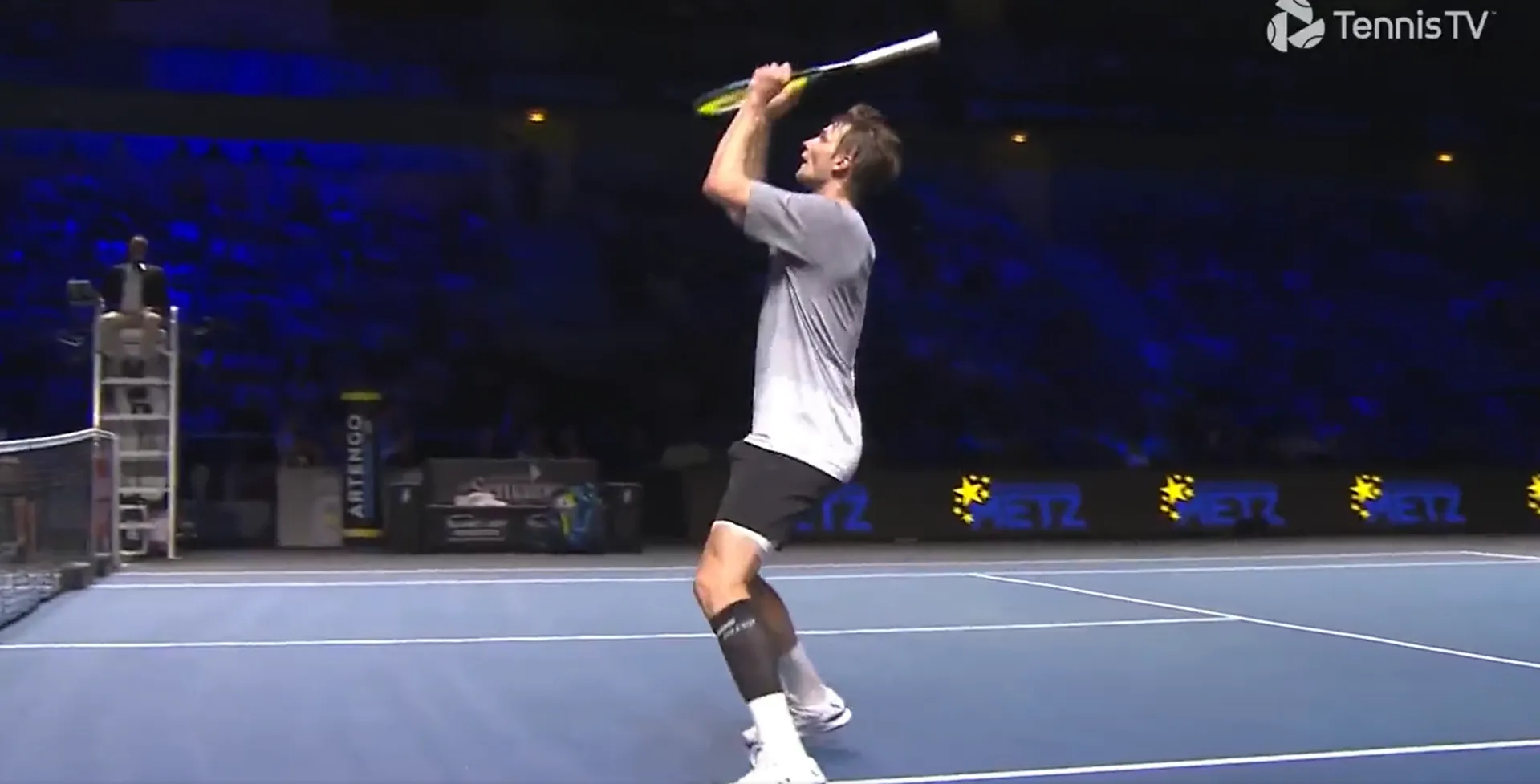 VIDEO: Bublik schlägt bei den Open Sud de France wütend den Schläger kaputt