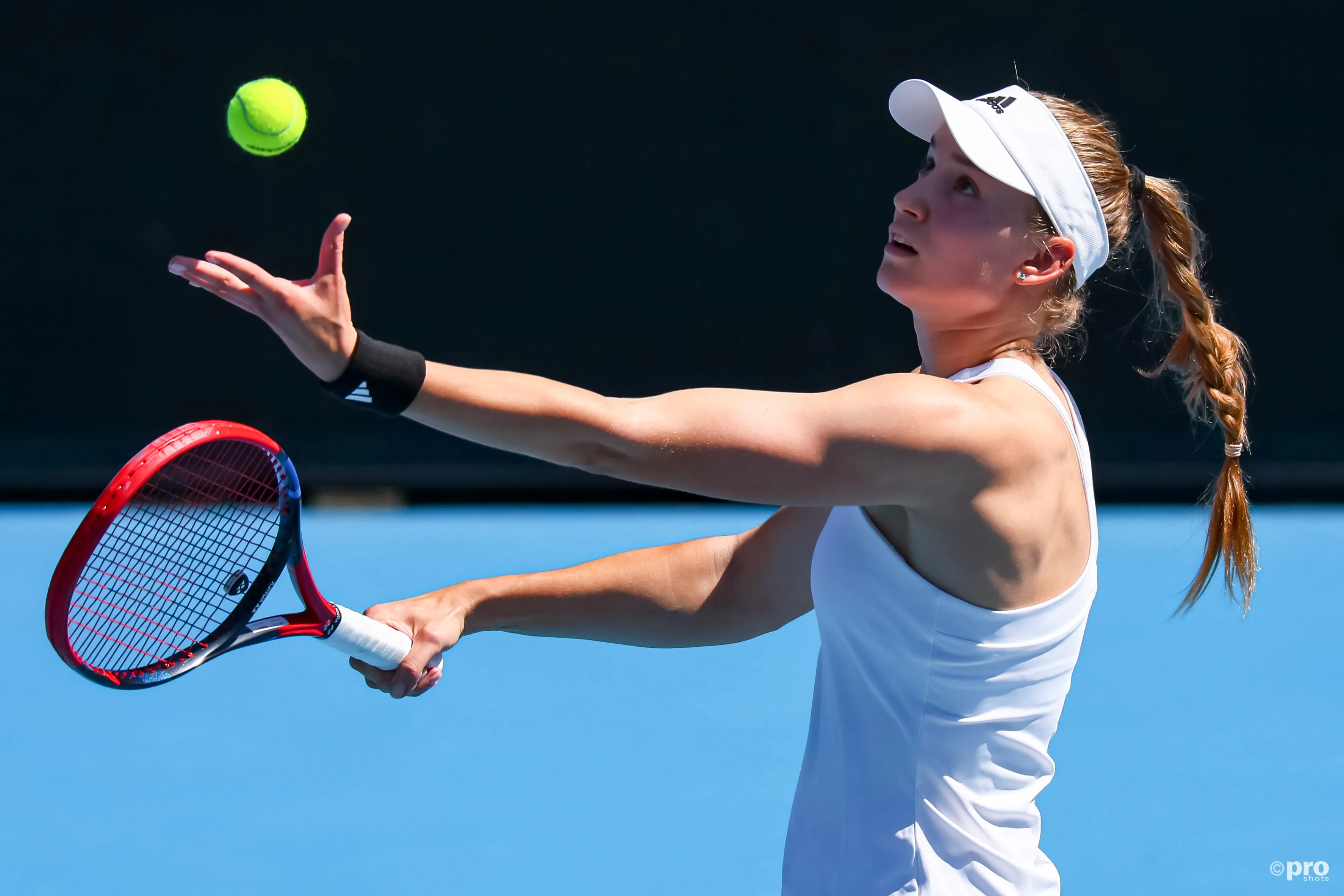"I can beat anyone": Rampant Rybakina full of confidence after dumping out World Number One Swiatek at Australian Open