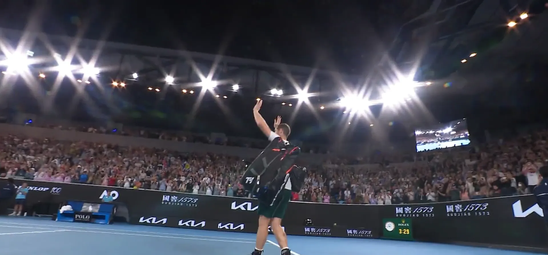 (VIDEO) Murray receives standing ovation as phenomenal Australian Open campaign comes to an end