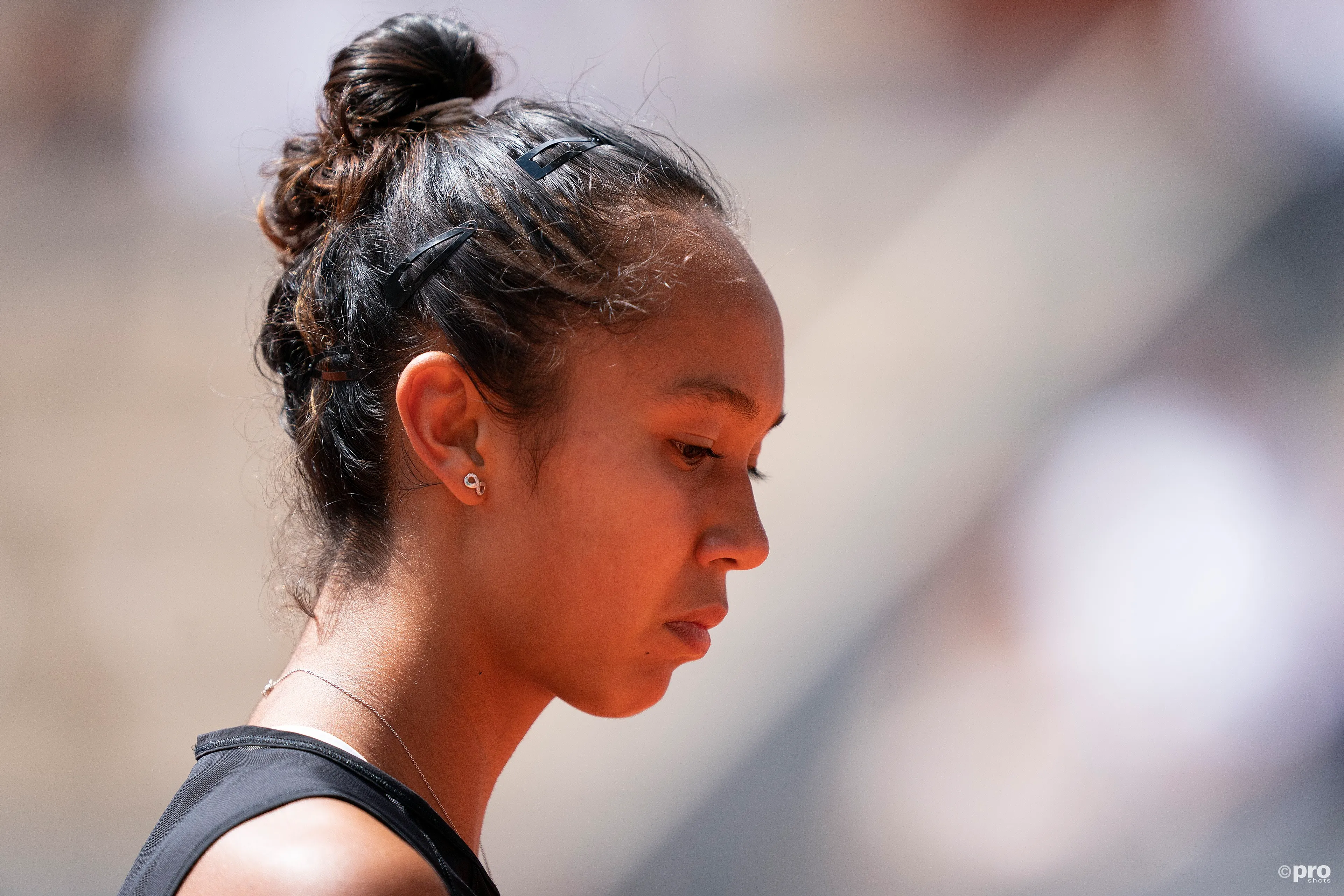 Leylah Fernandez erleidet in Rom einen epischen Zusammenbruch gegen Sasnovich