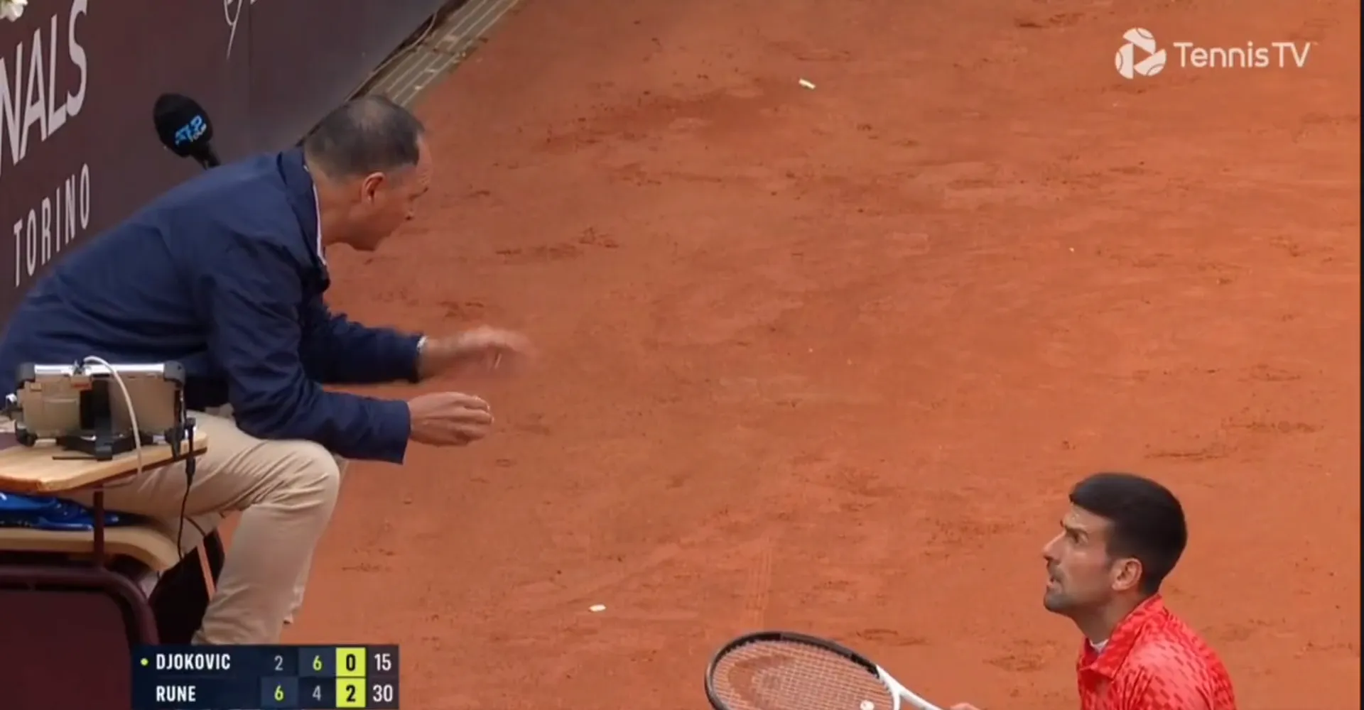 VÍDEO: Djokovic acusa duramente al árbitro Mohamed Lahyani de "hacer de las suyas"
