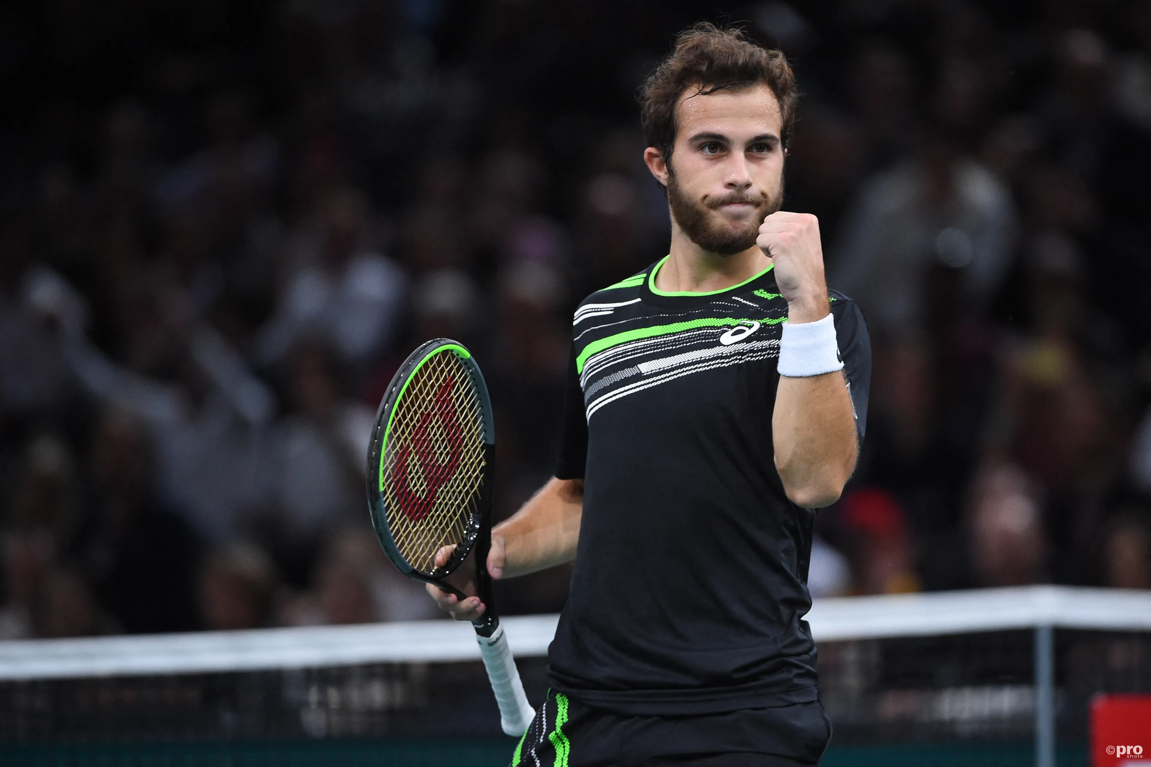 (VIDEO) Hugo Gaston wird mit einer Geldstrafe in Höhe von 133.000 Euro belegt, weil er absichtlich einen Ball auf den Platz geworfen hat, um den Punkt gegen Coric in Madrid zu wiederholen