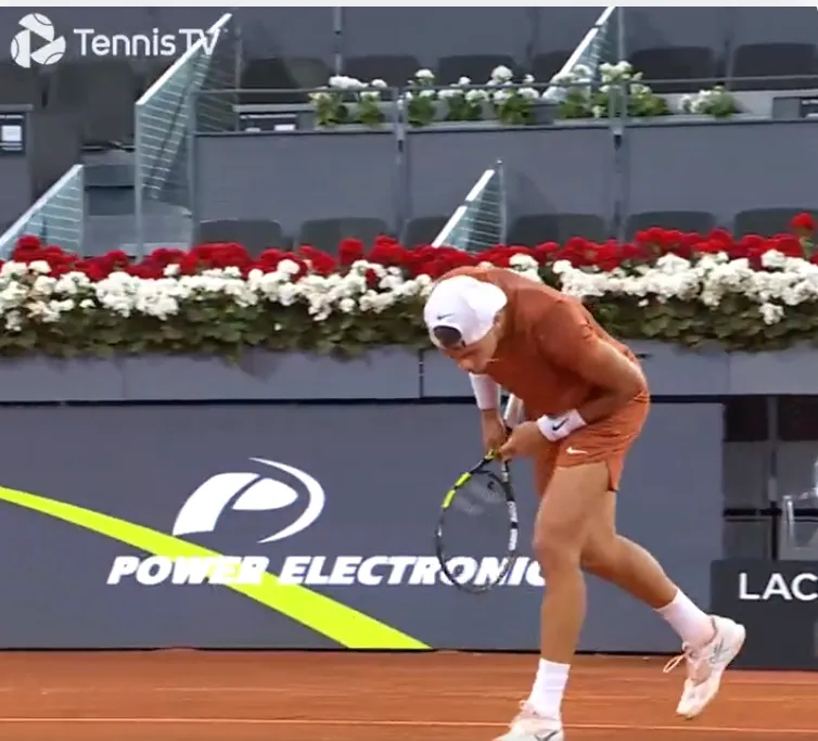 VÍDEO: El momento por el que el público del Madrid Open abucheó a Rune