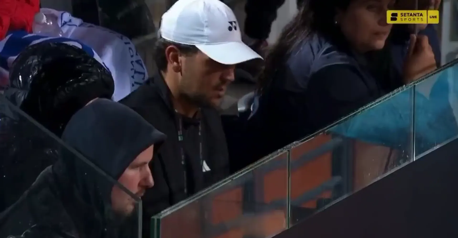 VÍDEO - El entrenador de Rybakina insulta a Ostapenko: "Te ha llamado hija de put*":