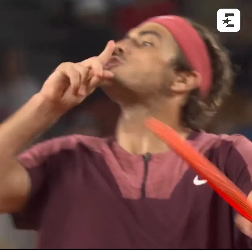 (VIDEO) Fritz lets emotions out as he shushes crowd after Rinderknech win