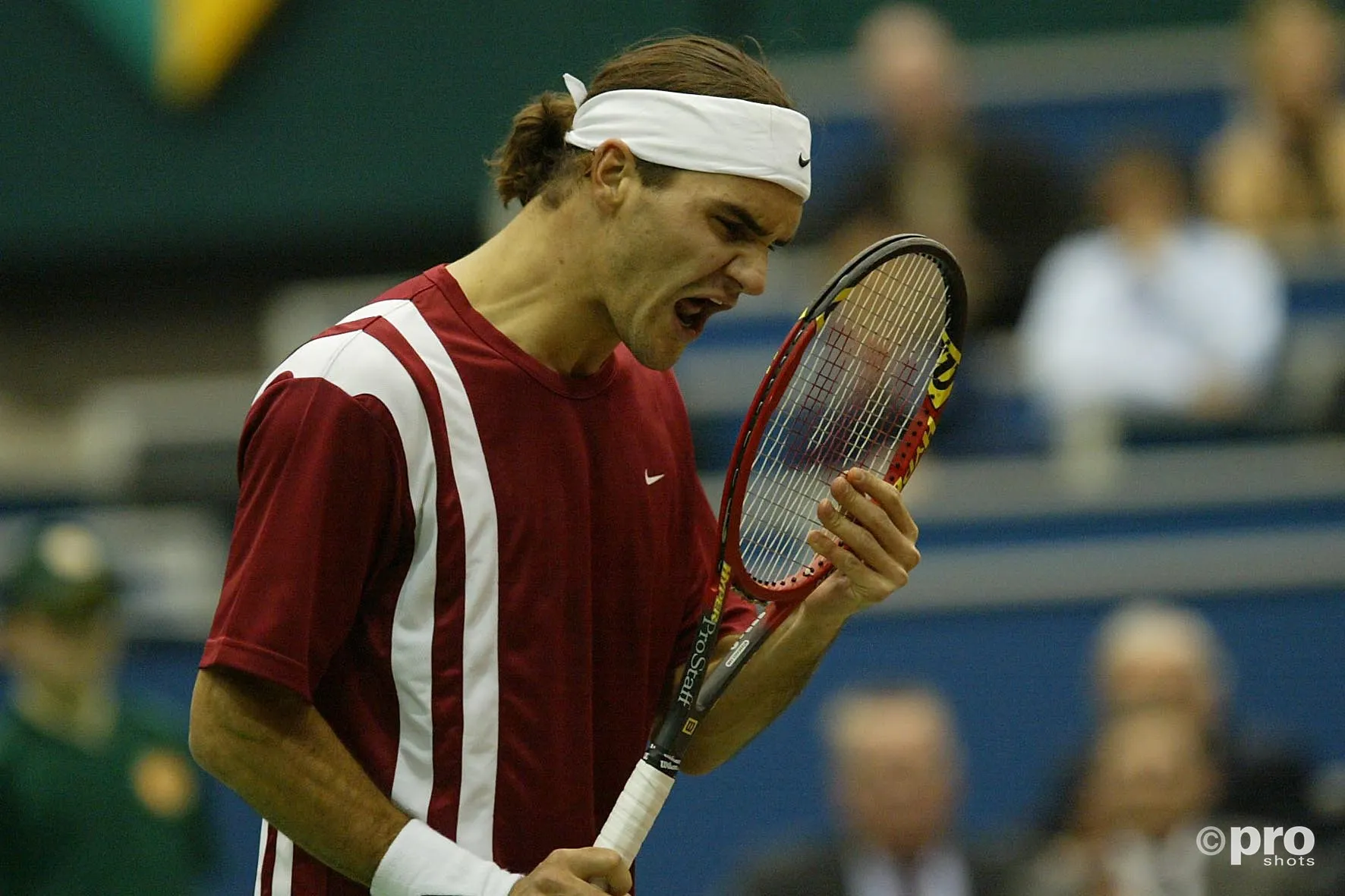 Venden una escultura flotante de Federer por 320.000 francos