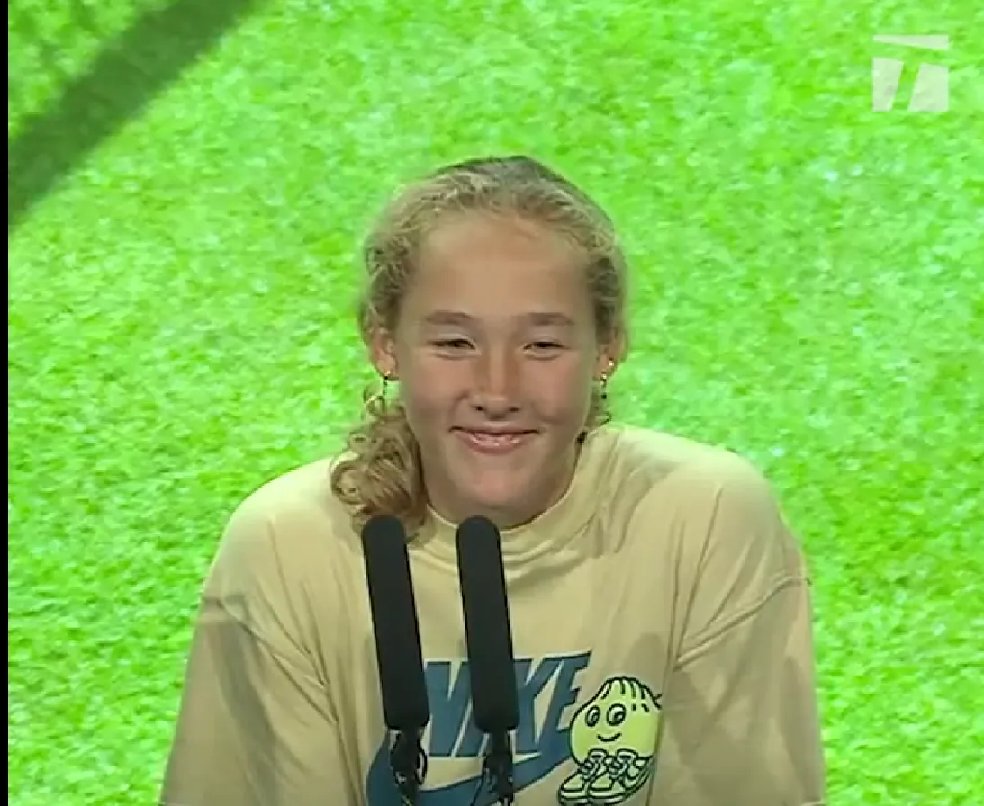 (VIDEO) Andreeva recounts meeting Andy Murray at Wimbledon: "I'm still too shy to talk to him, when I see him I try to leave"