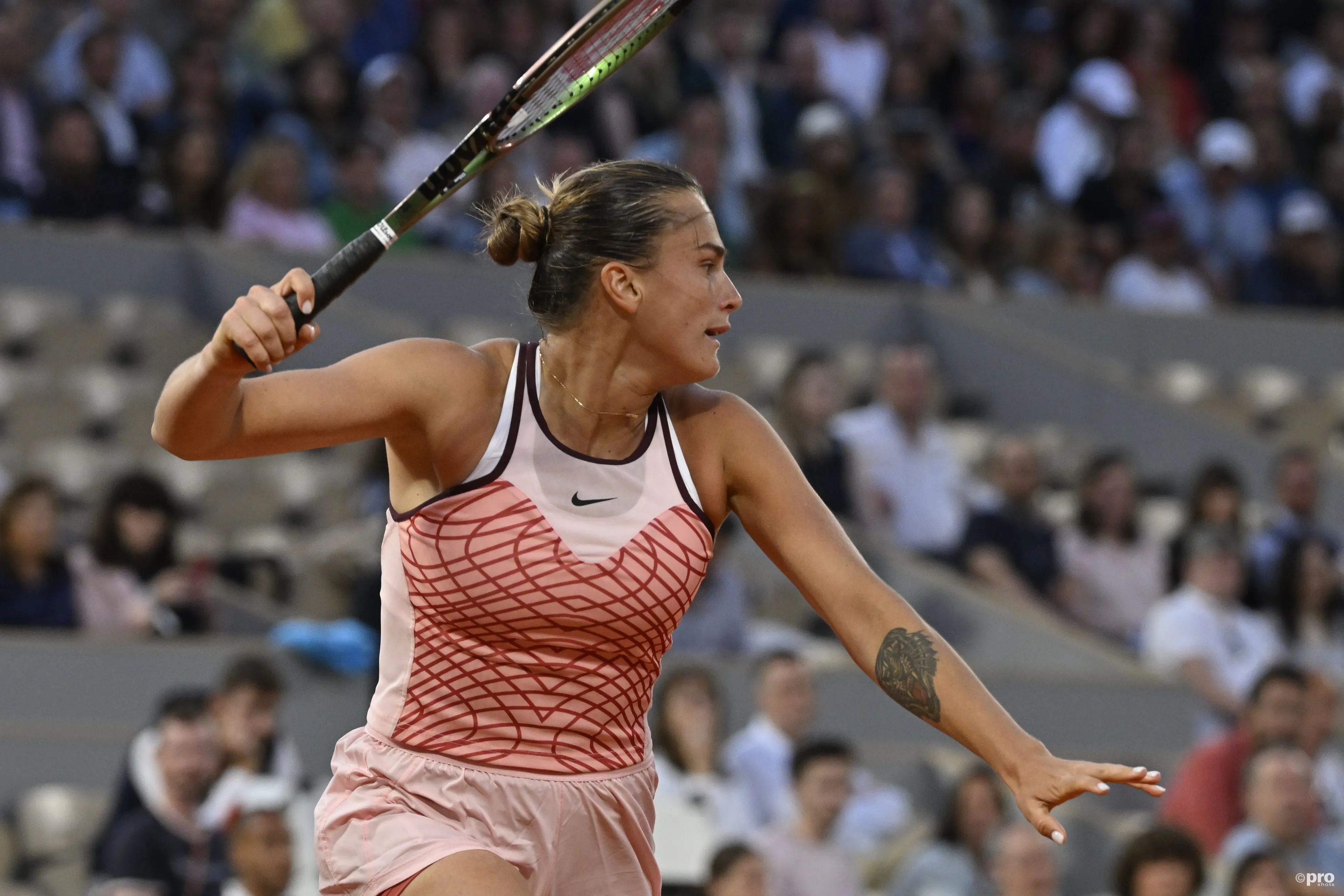 "Jedes Mal, wenn Wimbledon im Fernsehen gezeigt wurde, habe ich geweint": Sabalenka "super emotional" bei der Rückkehr nach Wimbledon nach 2022 Sperre