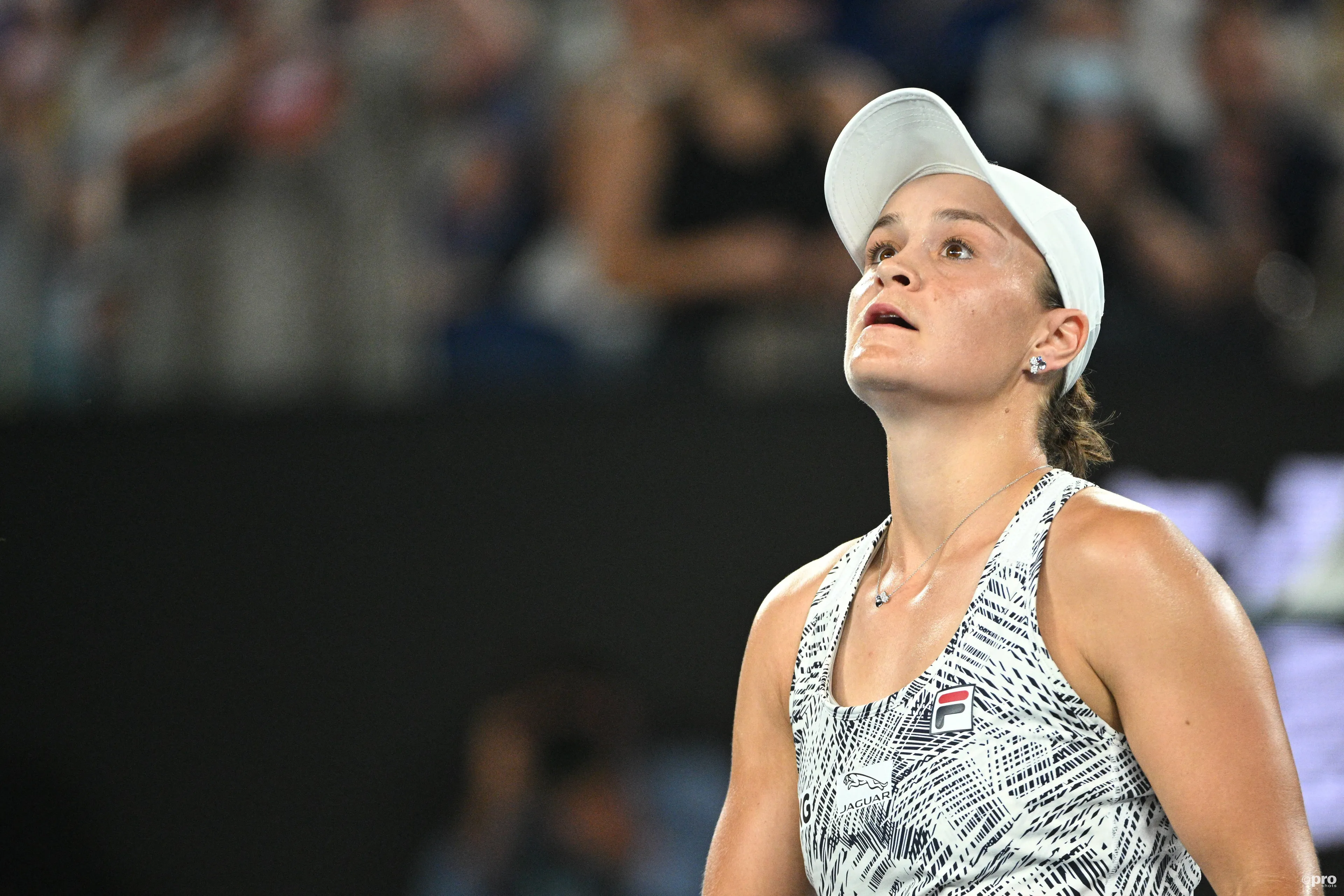 "Ich konnte nicht aufhören zu weinen": Iga Swiatek war "verwirrt" und "schockiert" über das plötzliche Ausscheiden von Ashleigh Barty im Alter von 25 Jahren