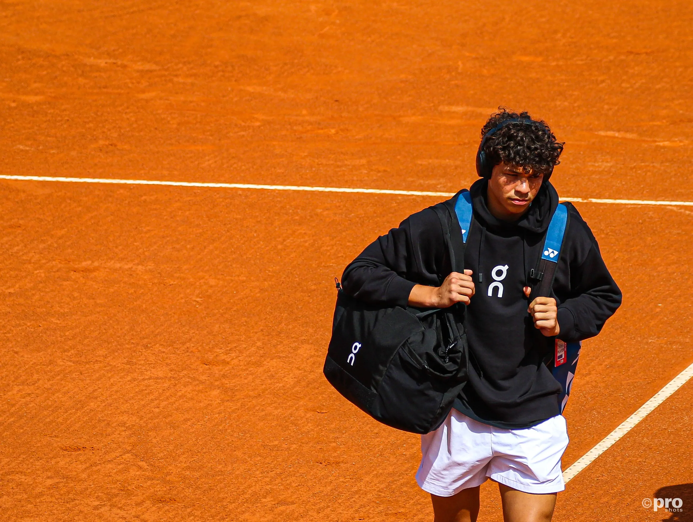 "Es ist ein bisschen einsamer als auf dem College": Shelton erzählt von seinem ersten vollen Jahr auf der ATP Tour und kehrt als aufstrebender amerikanischer Star nach Hause zurück