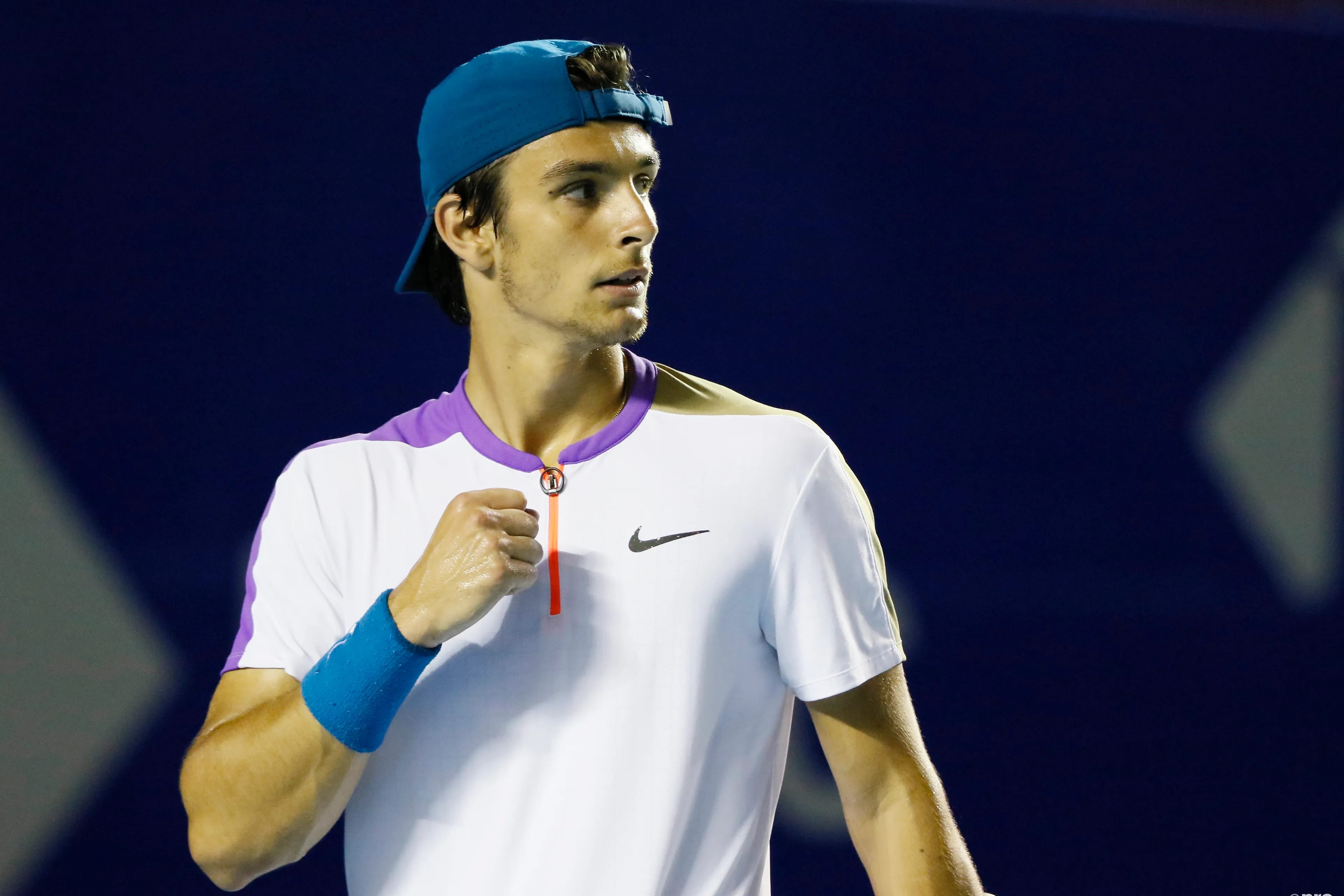 Lorenzo Musetti prolonga el gesto telefónico Shelton-Djokovic en la Copa Davis: "La tendencia ha comenzado"