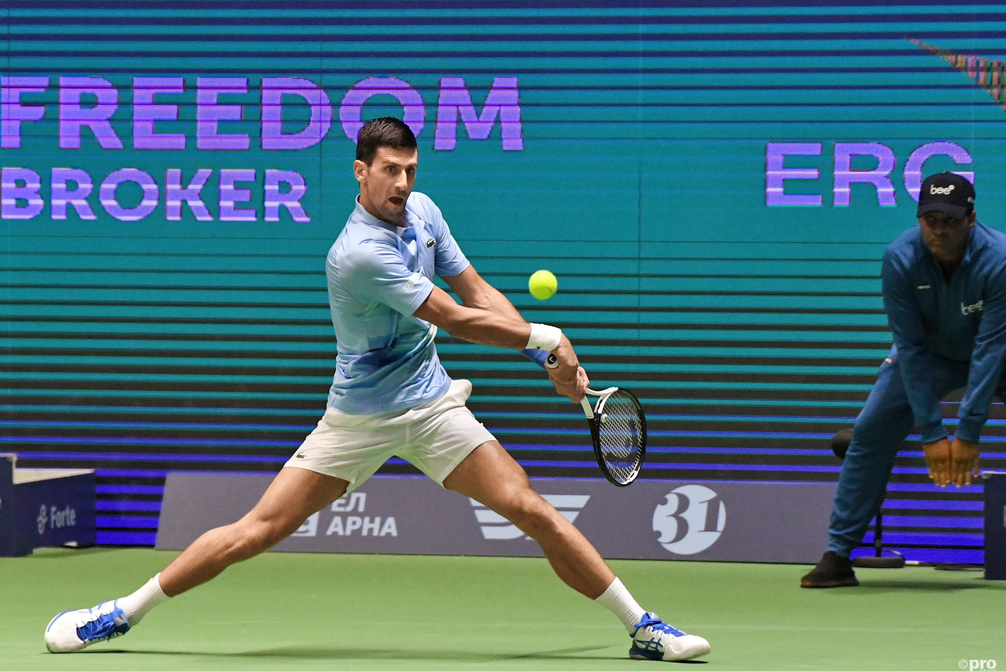 "Parece como si la pelota estuviera en una cuerda": Rick Macci describe por qué Novak Djokovic tiene el mejor revés a dos manos de todos los tiempos