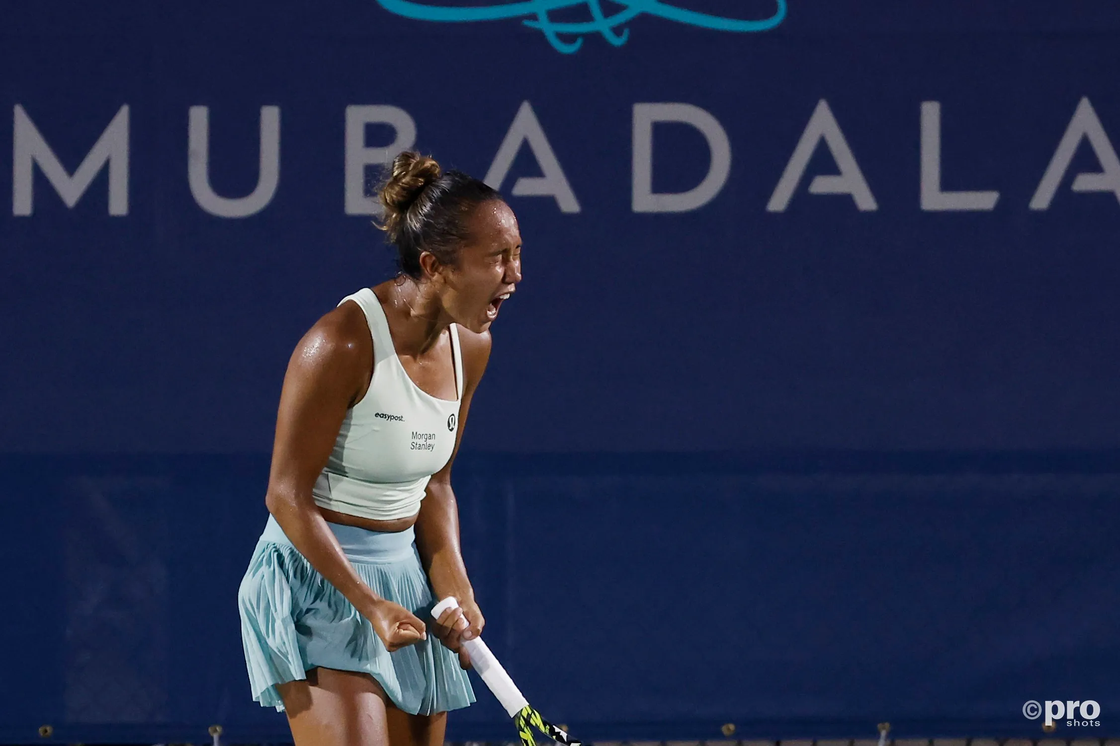 Primeira final WTA em 18 meses para Leylah Fernandez, que vence Anna Blinkova no Open de Hong Kong