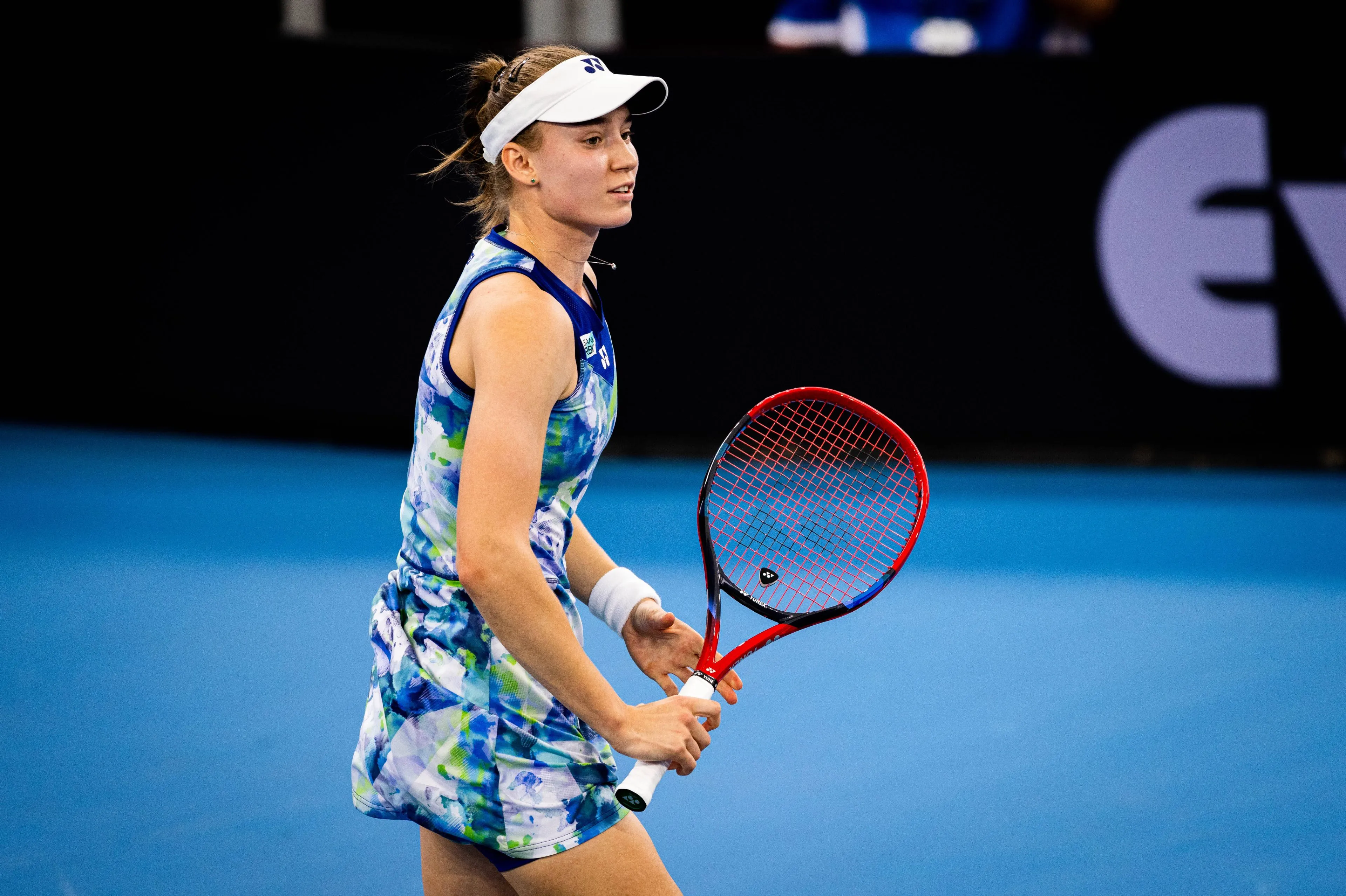 Elena RYBAKINA erfolgreich bei ihrem ersten Einsatz beim Adelaide International und erreicht das Viertelfinale