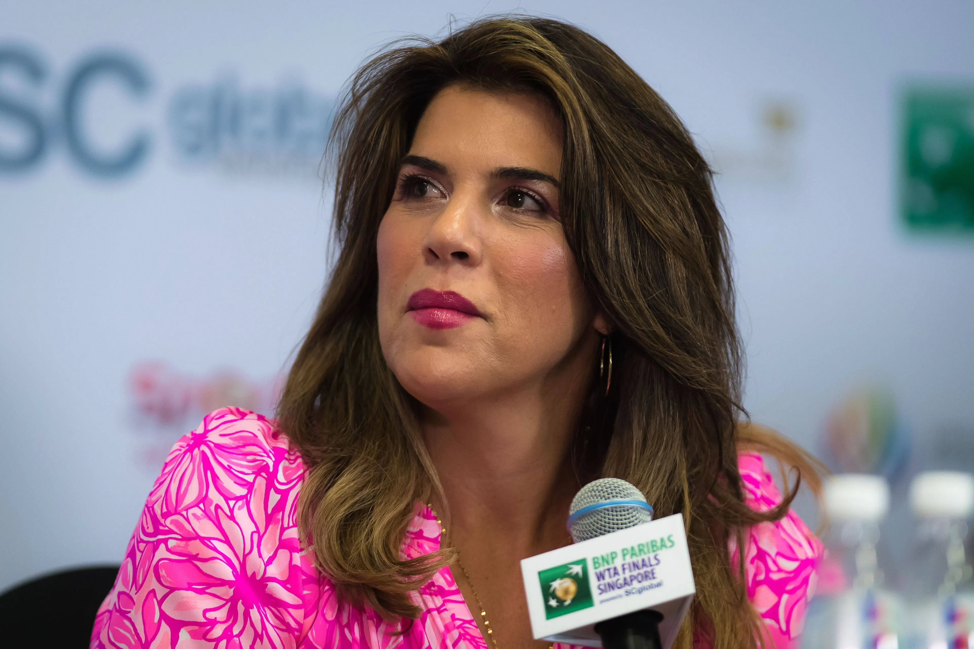 Throwback to when Martina Navratilova expressed reservation at Jennifer Capriati playing on the WTA tour due to her young age