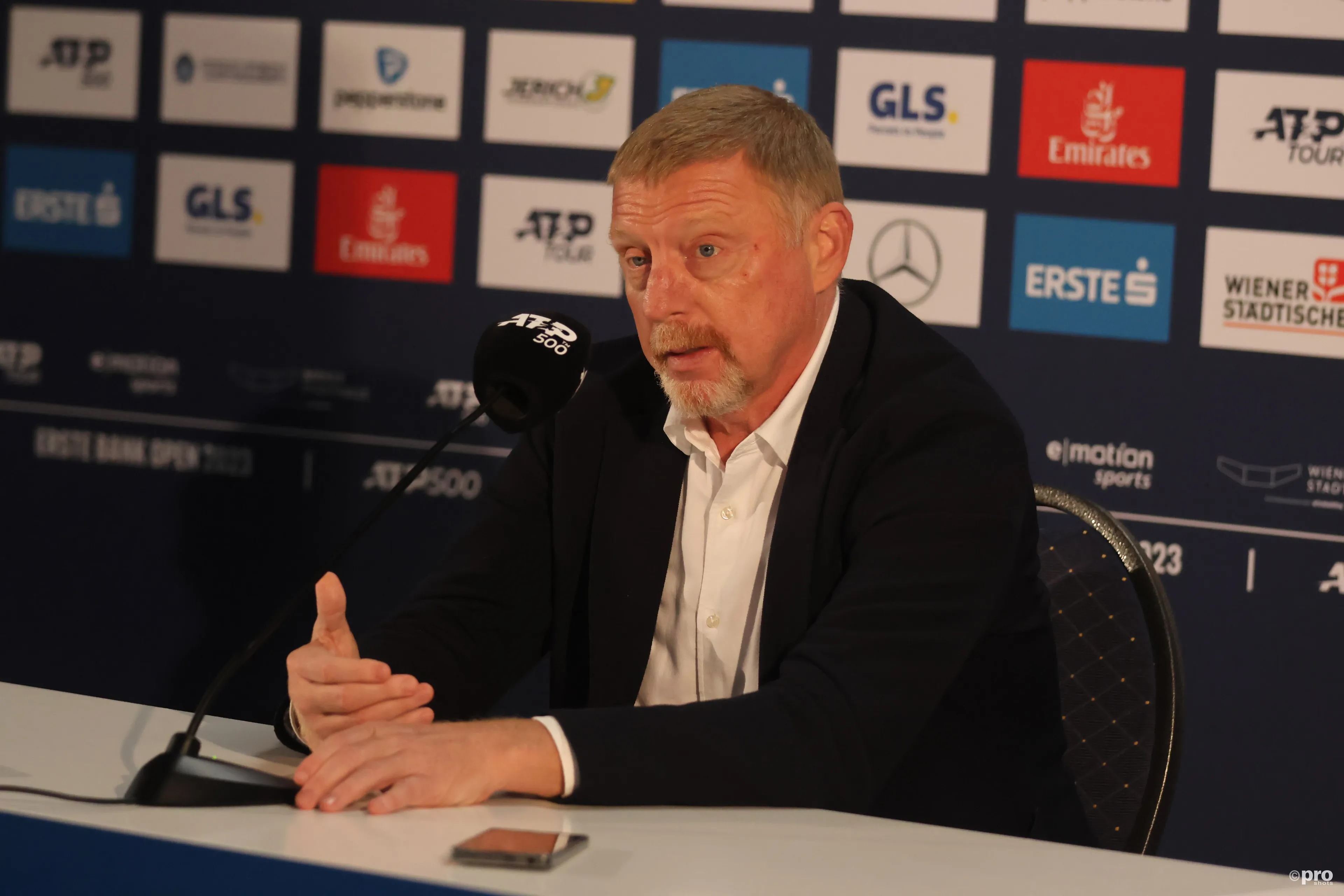 "Es ist in meiner DNA" - Boris Becker kommentiert Wimbledon in 2025