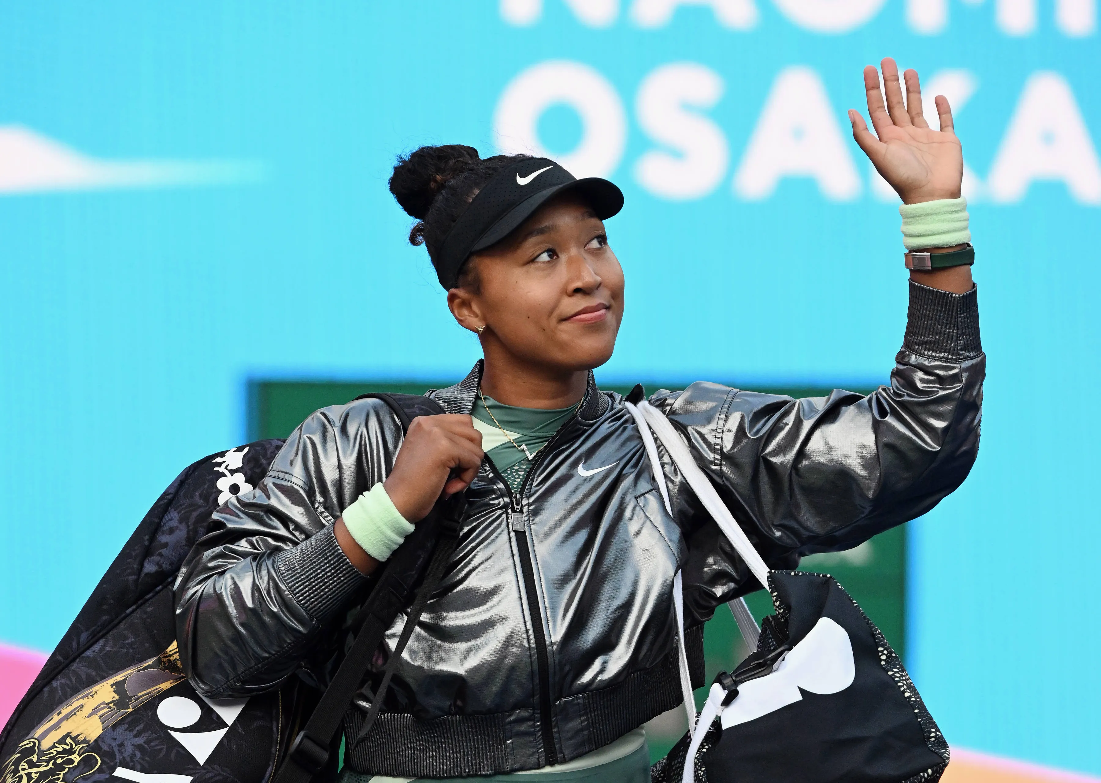 Daily Dose of Social Media: Osaka in tears after defeating Ostapenko, Muchova's miraculous shot steals the show