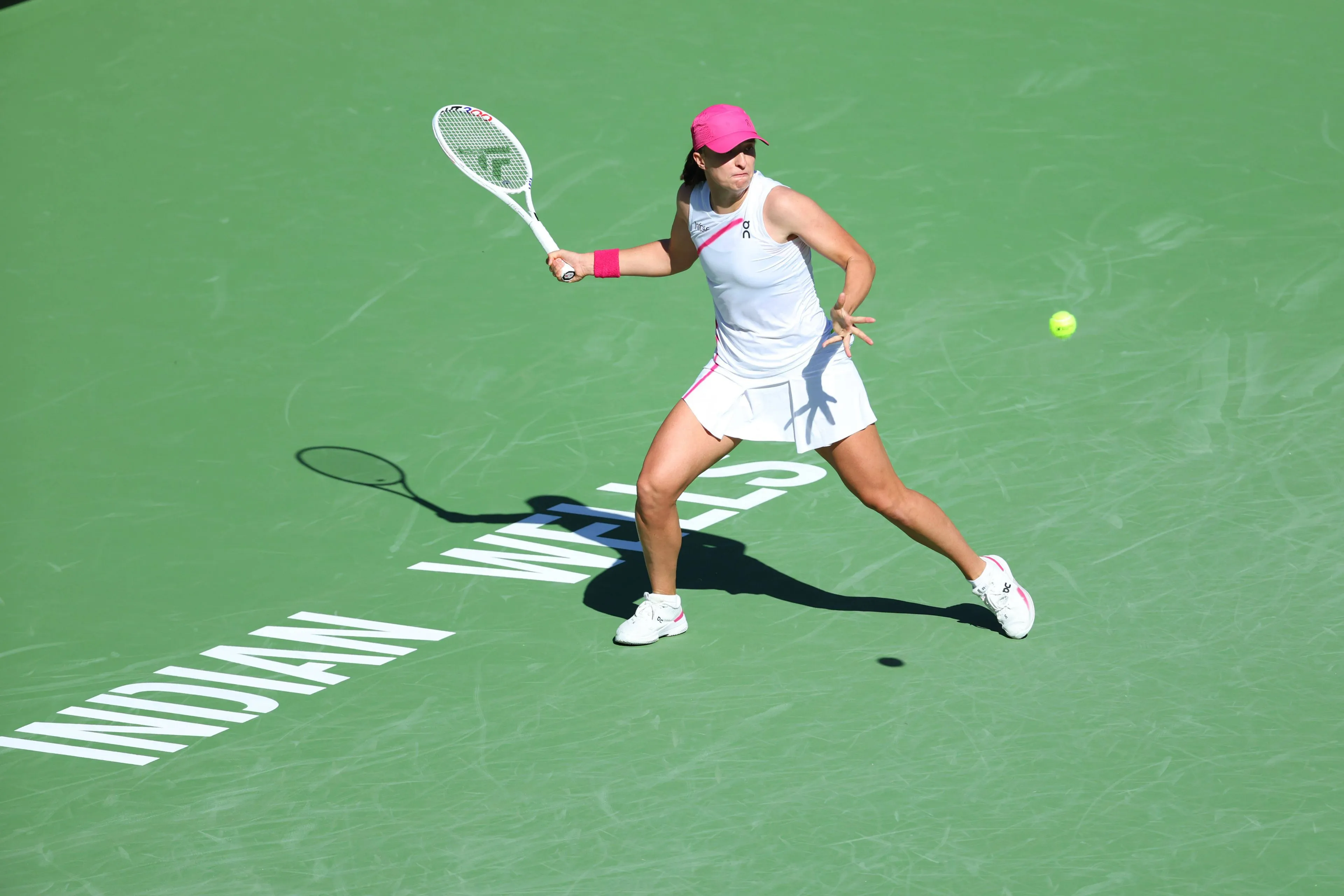 "Still a slow court with a high bounce": Iga Swiatek shares thoughts on Indian Wells courts