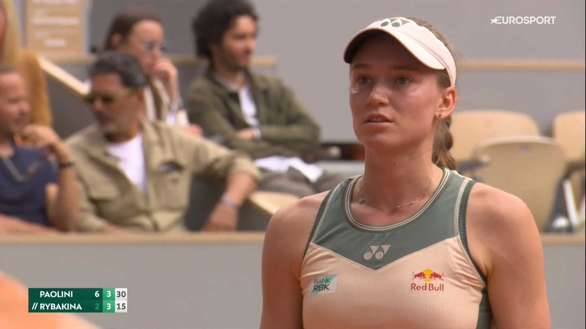 In our Daily Dose of Social Media: Elena Rybakina claps back at coach, Andreeva's teenage dream and Federer hits the grass