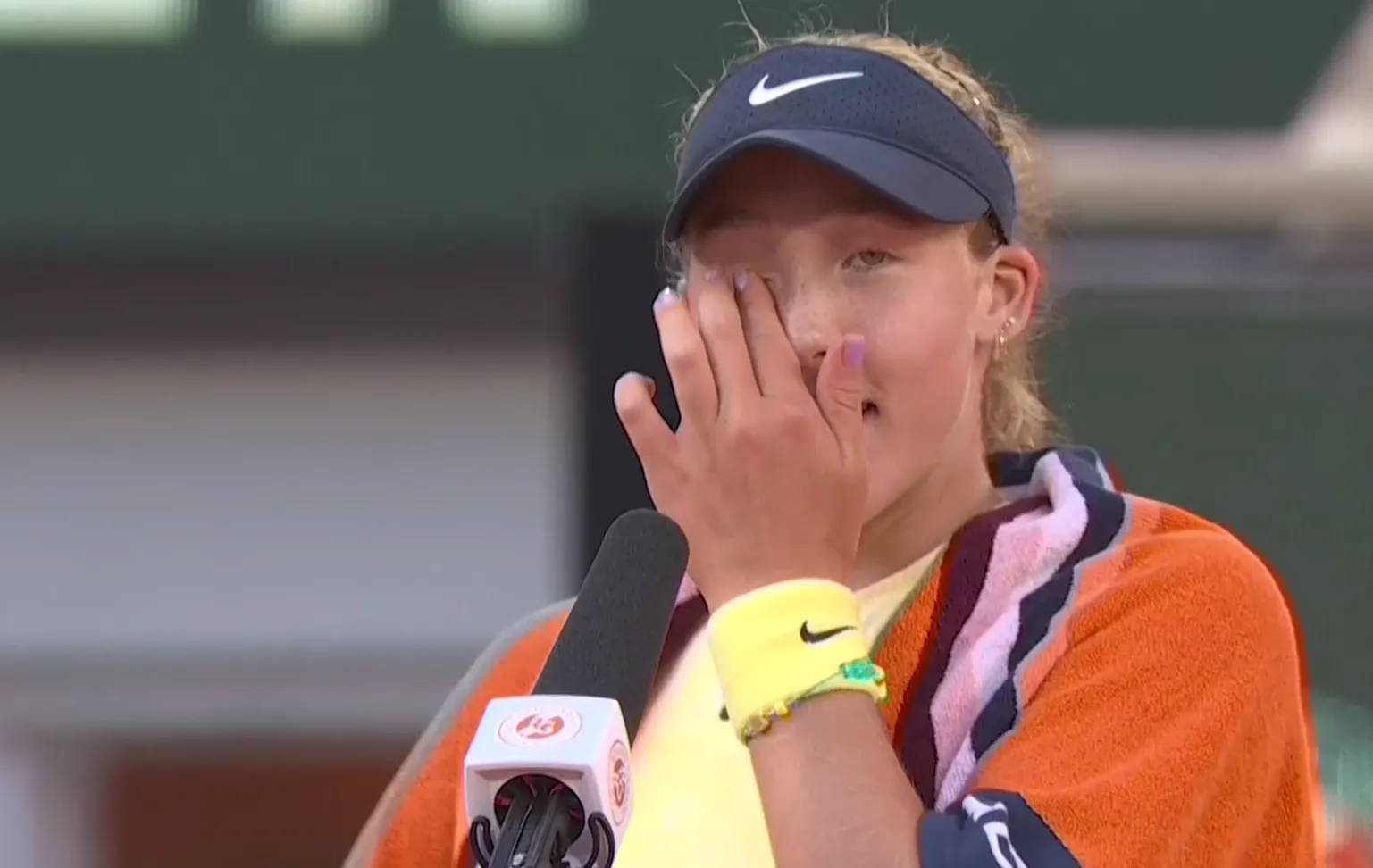 (VÍDEO) La frescura de Mirra Andreeva encandila en Roland Garros: "Teníamos un plan para hoy, pero no me acordaba de nada"