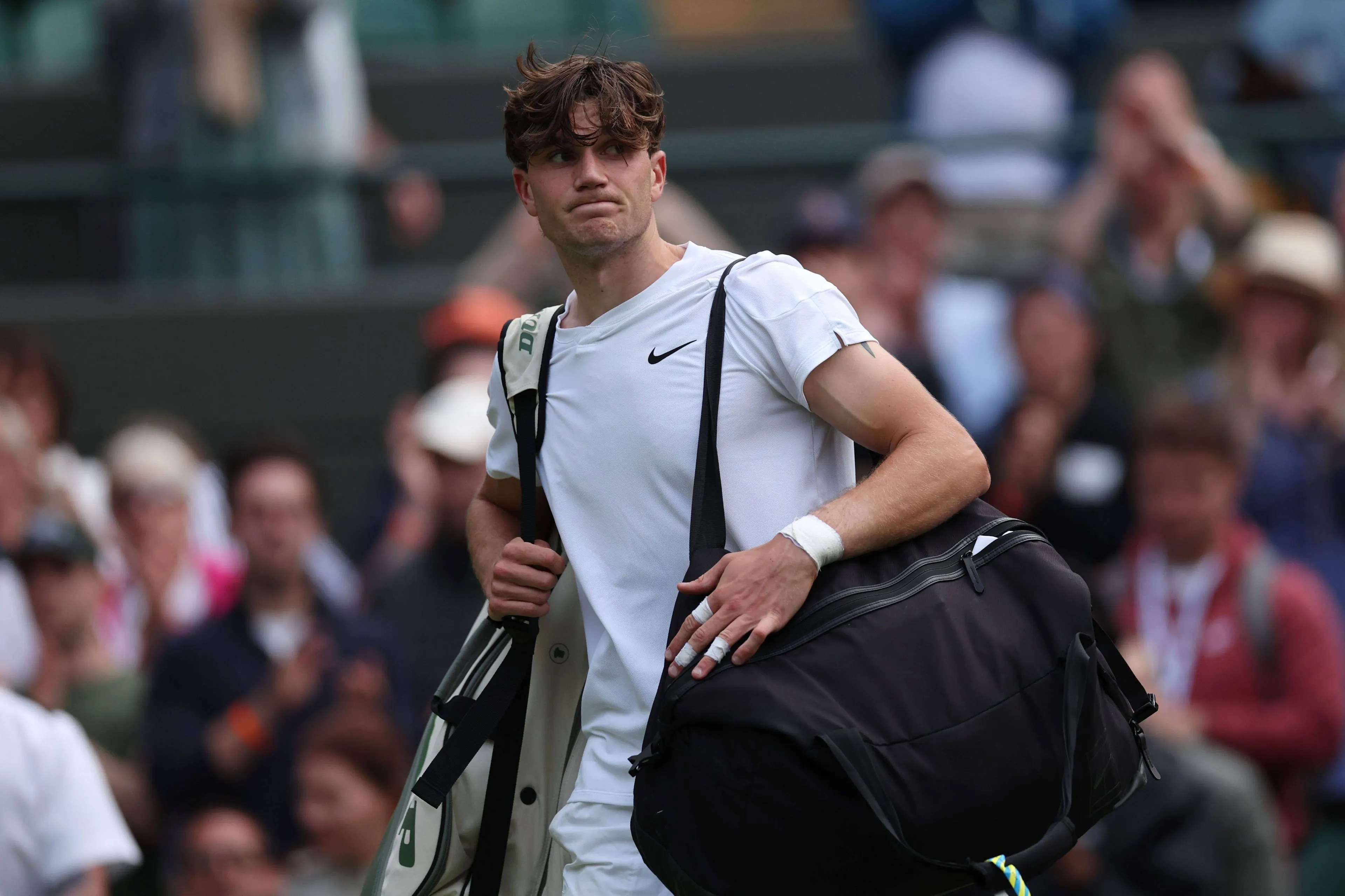 COLUMN: British players need to take Andy Murray mantle after years of lauding failure