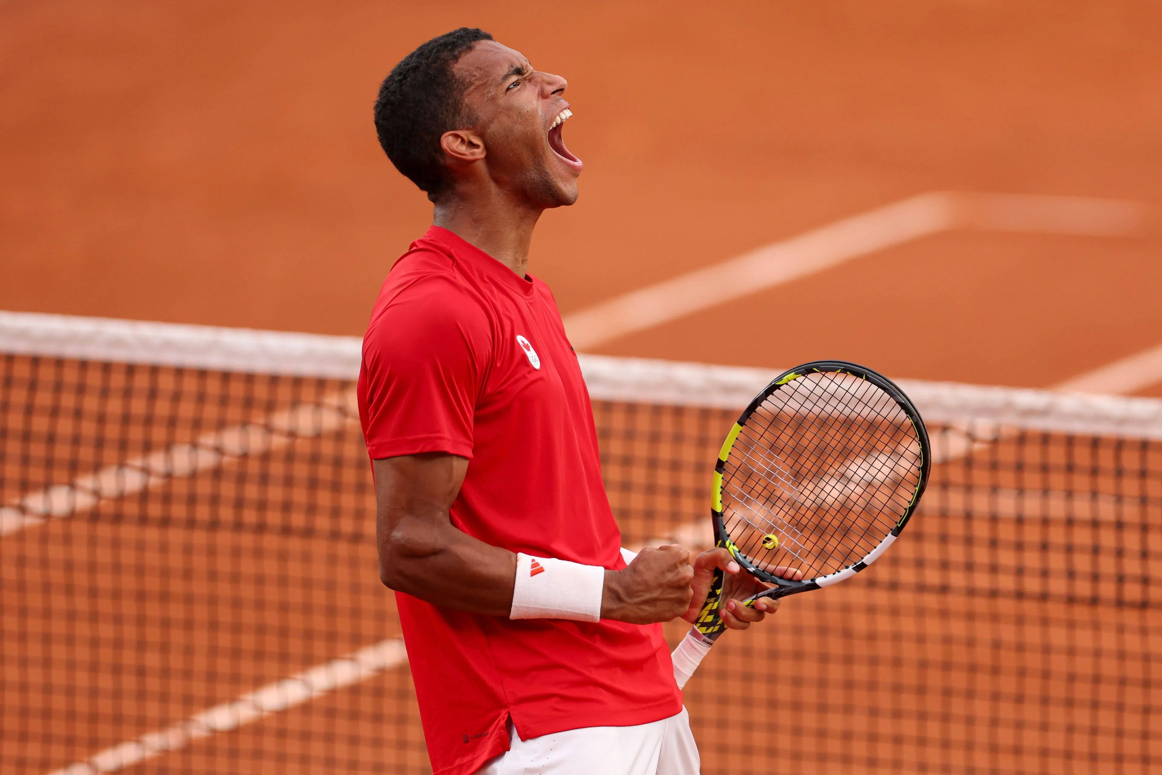 Bizarre scenes as Felix Auger-Aliassime in Rotterdam retirement days after title as doubles specialist set to face Carlos Alcaraz