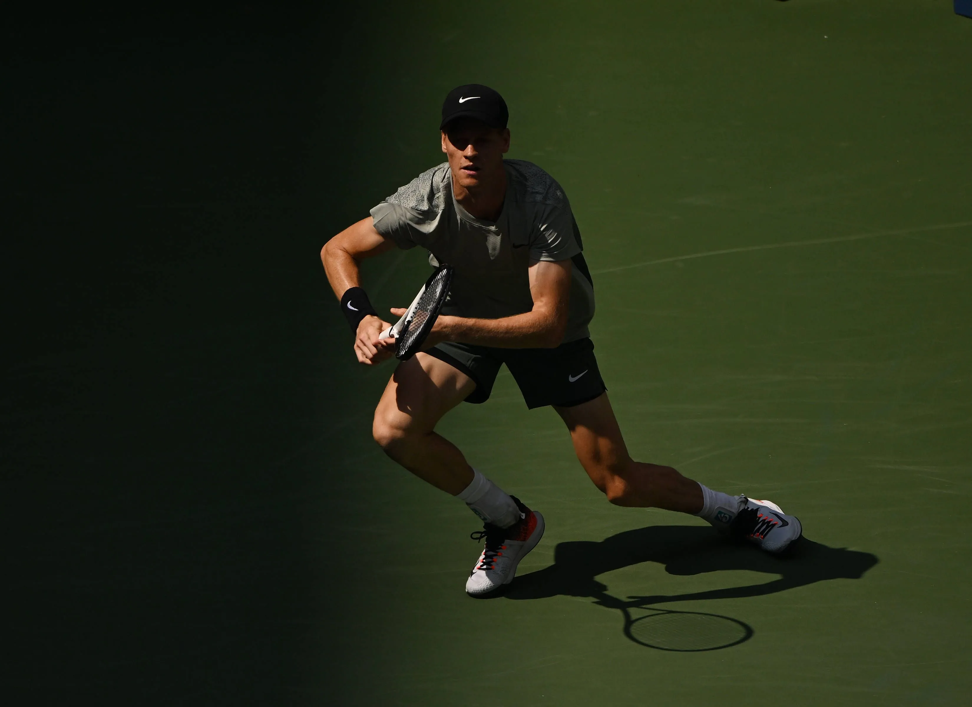 Weltranglistenerster reagiert auf Dopingskandal-Vorwürfe mit besonnenem Urteil - Wird Jannik Sinner während der US Open von Nick Kyrgios interviewt?