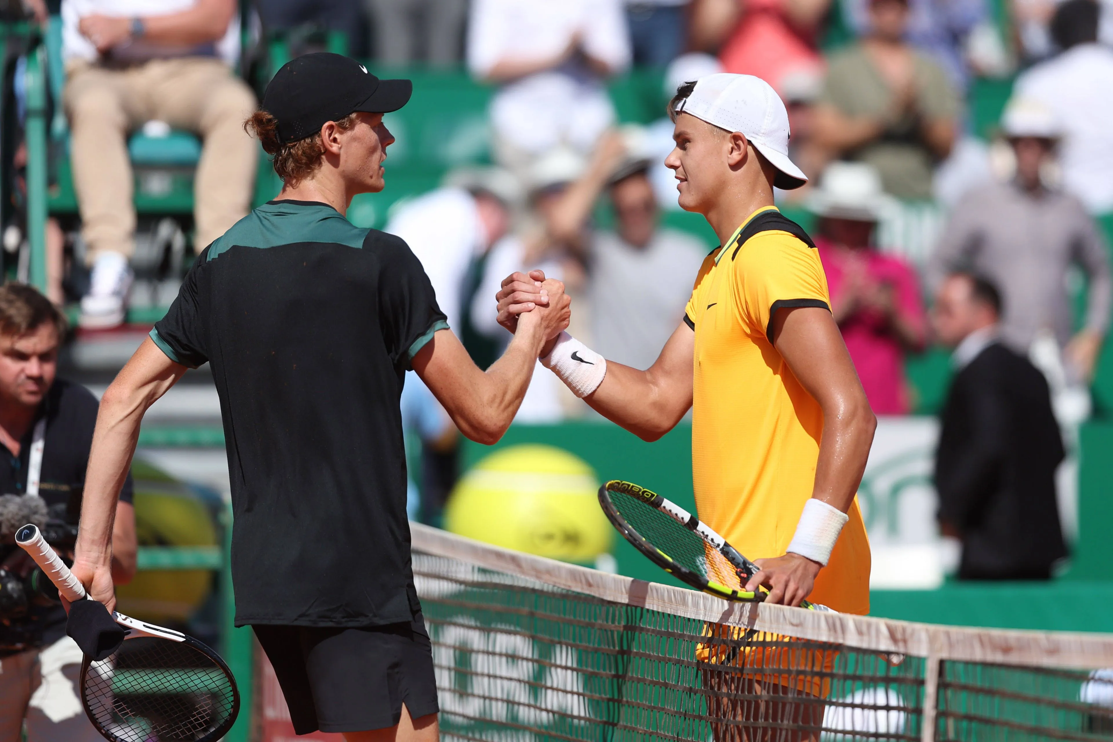 Spielplan und Vorschau Australian Open 2025 Montag, 20. Januar mit Sinner-Rune, Swiatek-Eva Lys, De Minaur und Rybakina