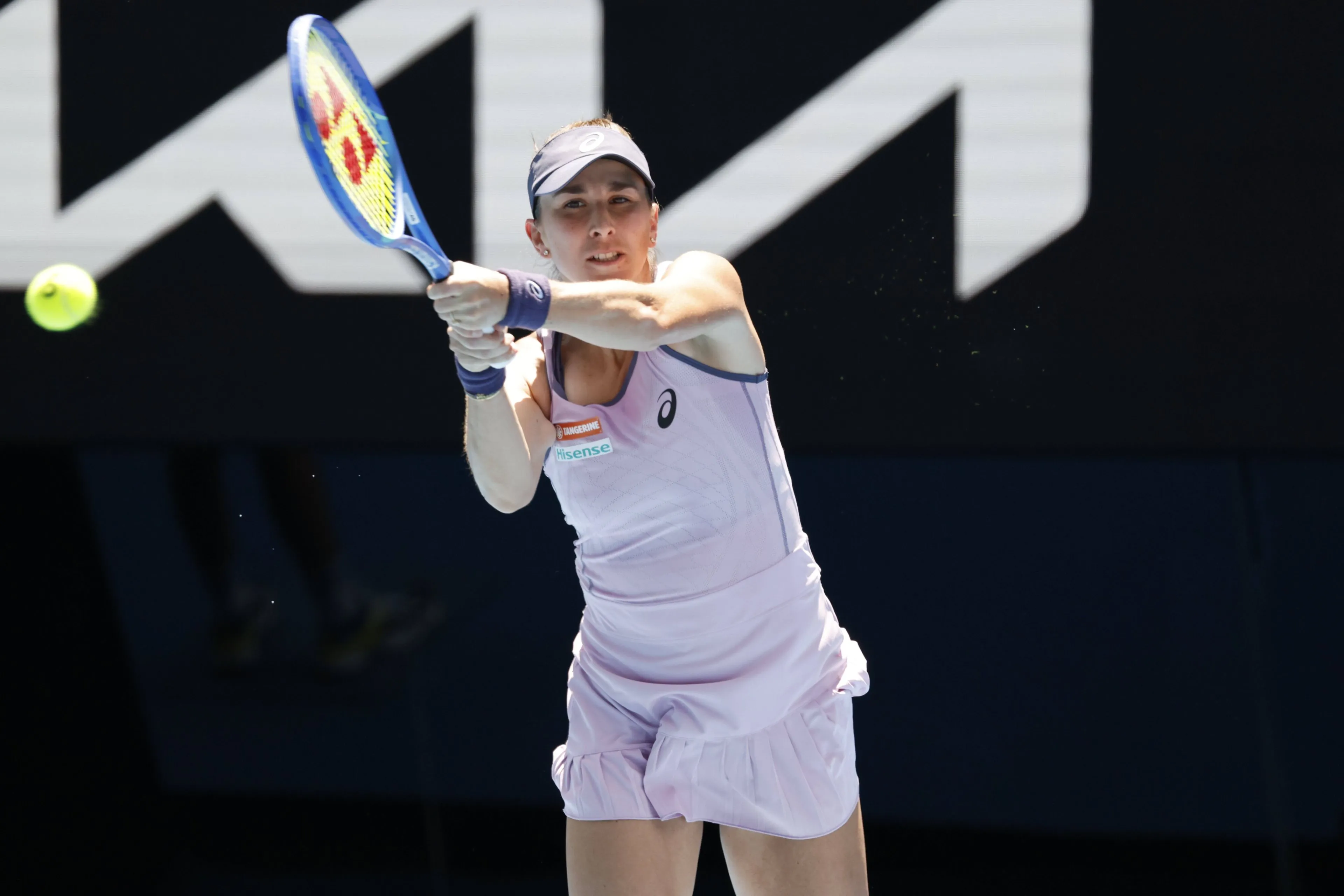 Belinda Bencic schafft erstaunliche Titelrückkehr bei den Abu Dhabi Open 10 Monate nachdem sie Mutter wurde