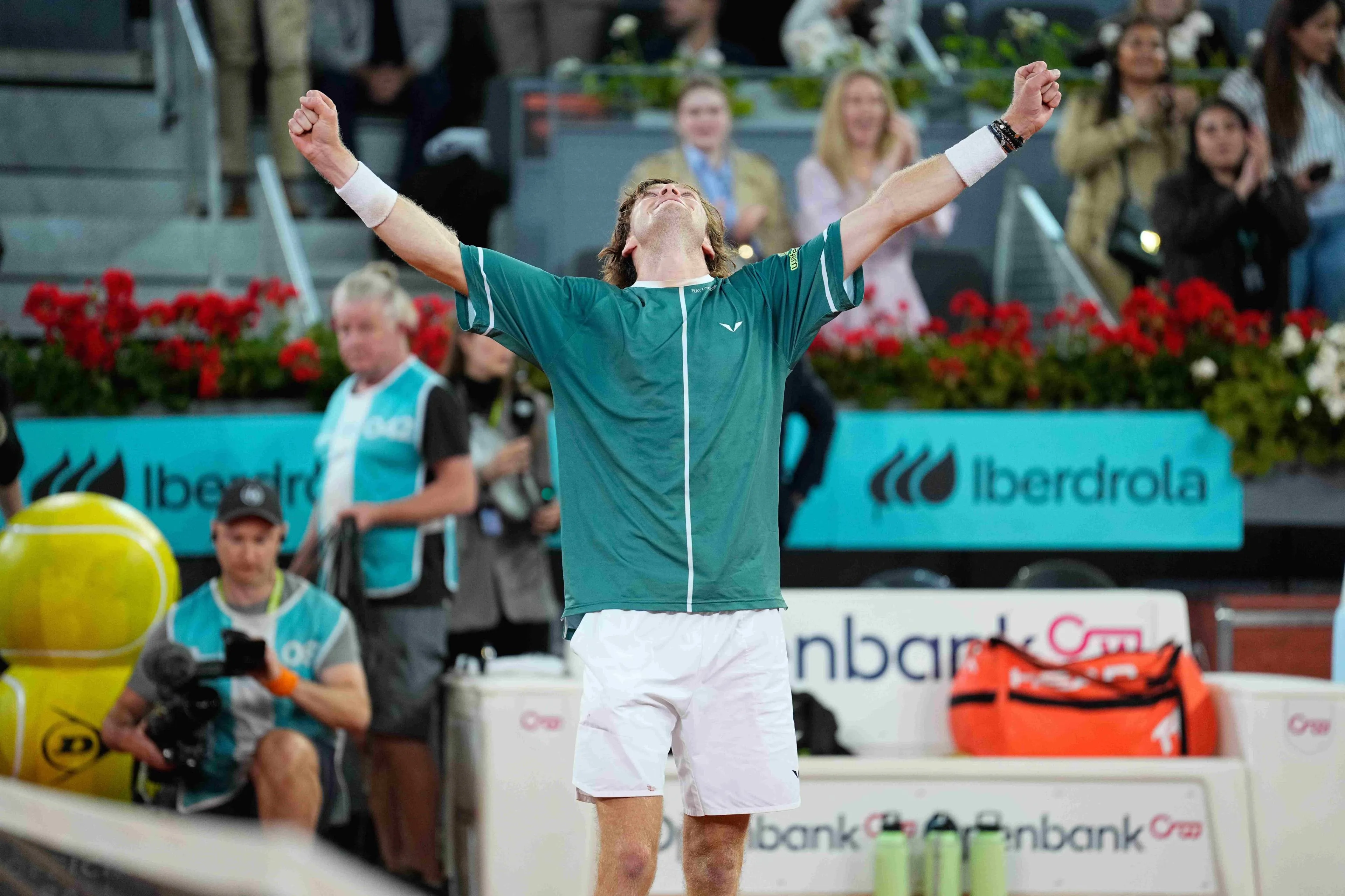 Teilnehmerliste ATP Madrid Open 2025 angeführt von Alexander Zverev, Carlos Alcaraz, Novak Djokovic und Titelverteidiger Andrey Rublev