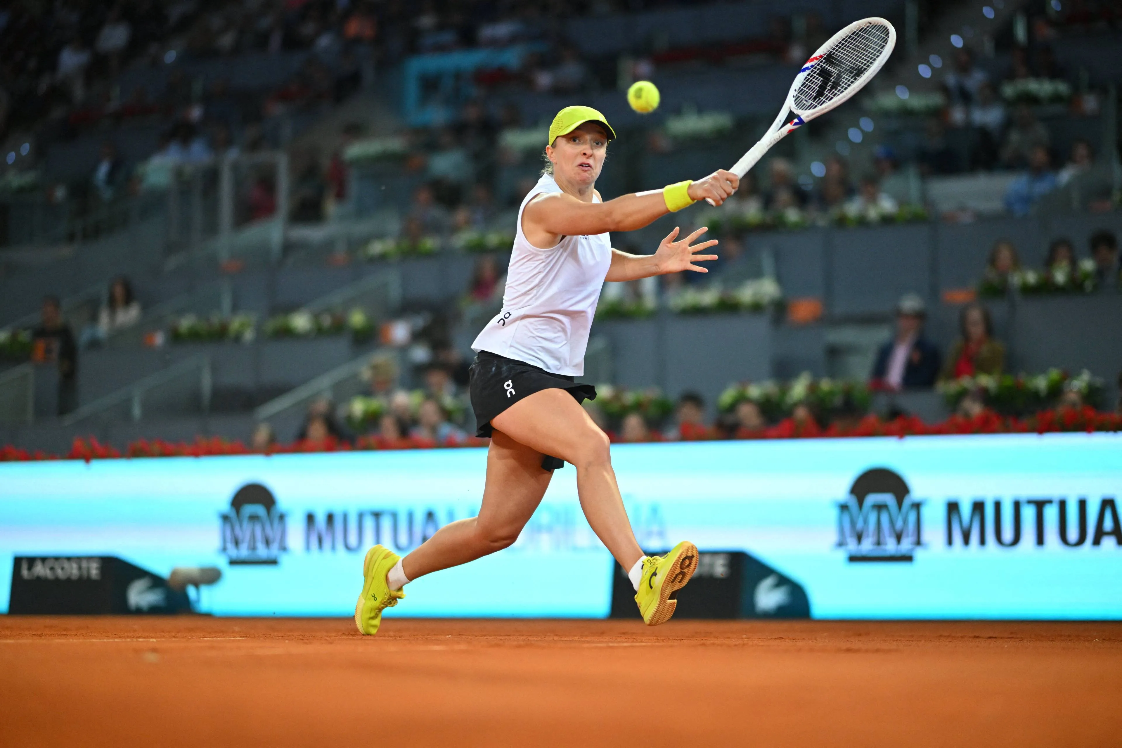 Iga Swiatek survives Shnaider scare as Madison Keys eases past Donna Vekic at Madrid Open