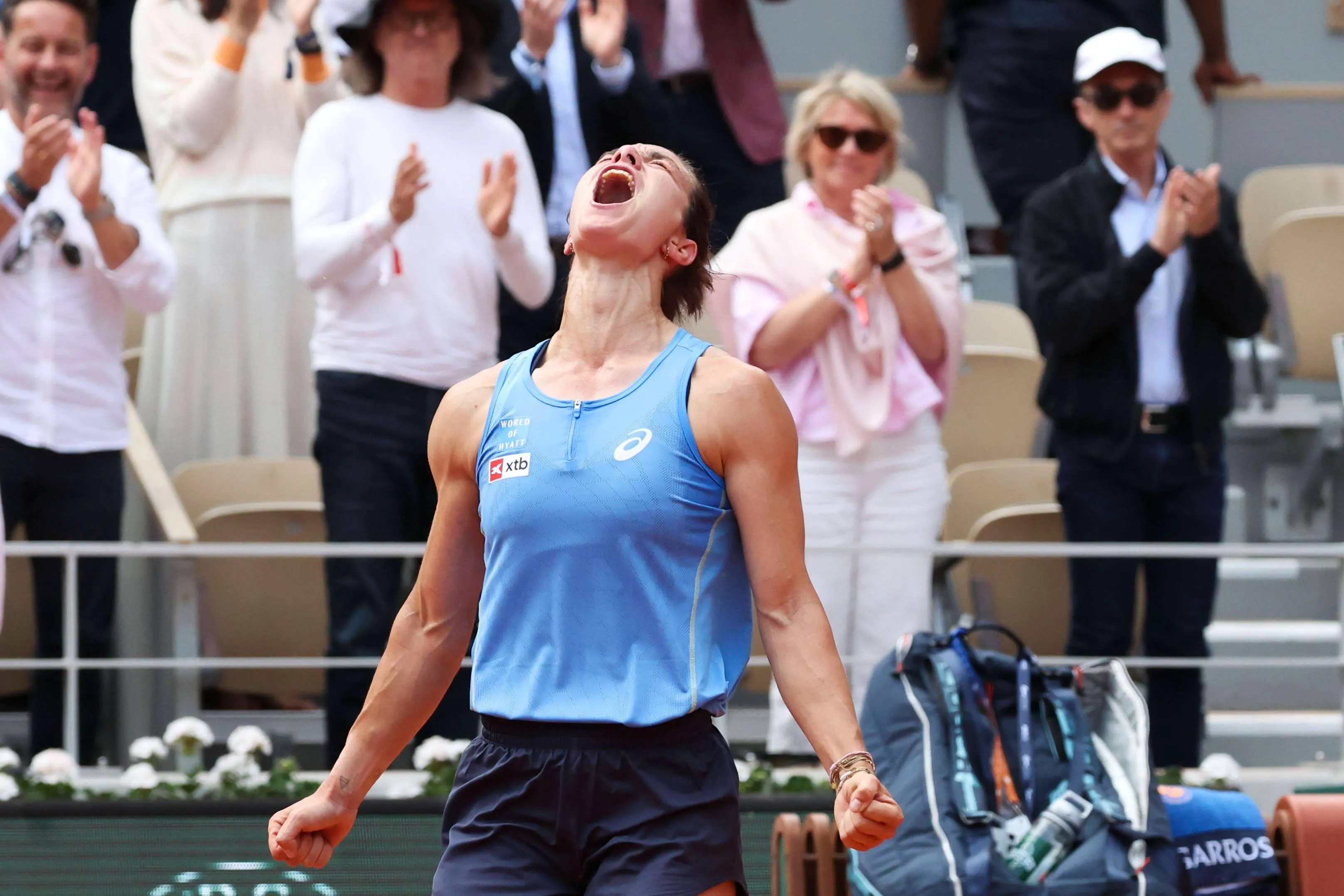 Mirra Miracle: World No.361 Lois Boisson makes history, stuns Andreeva to reach French Open semi-finals