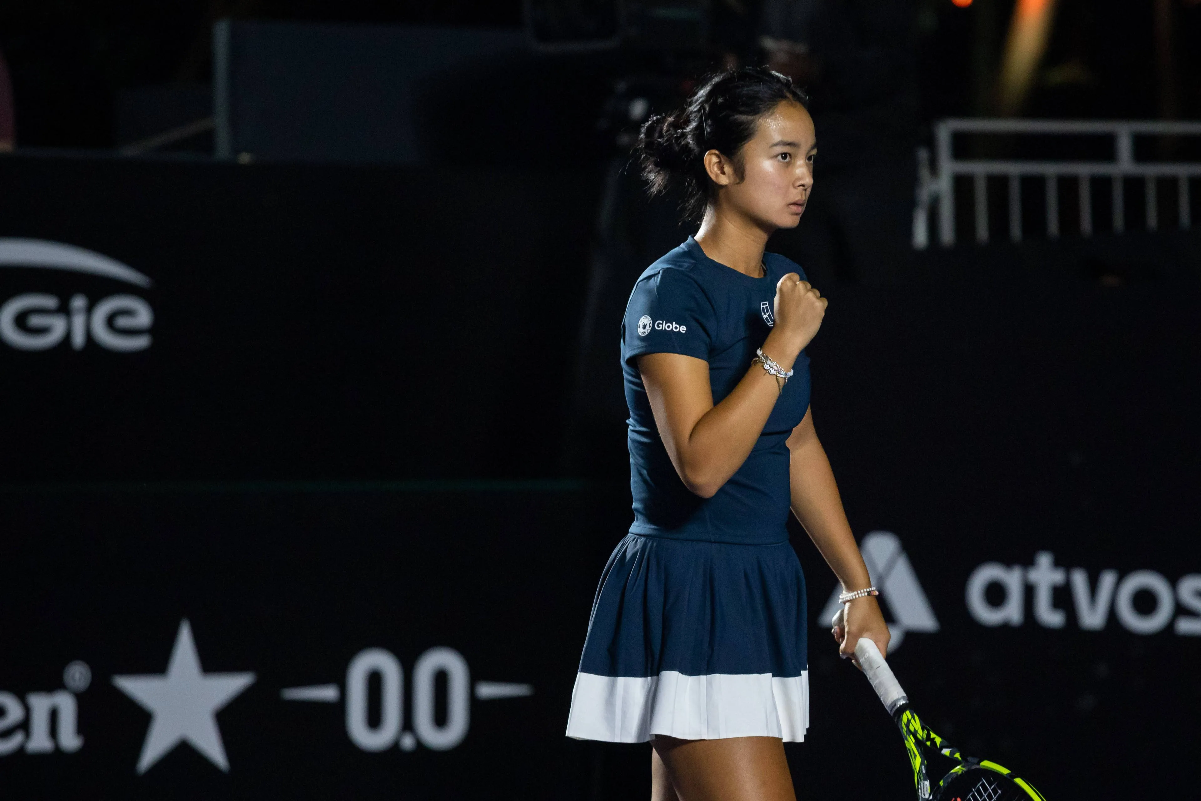 Alexandra Eala on court