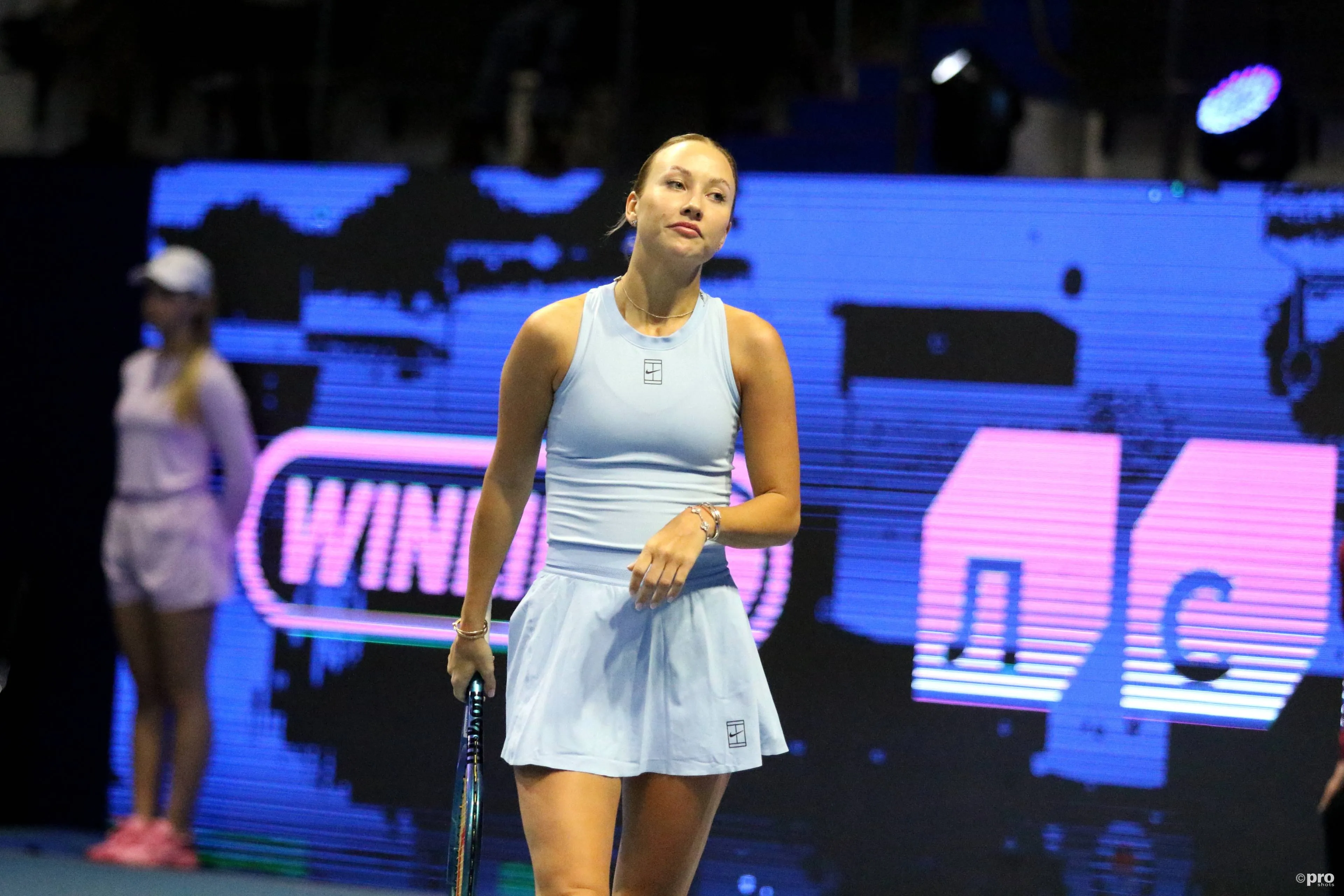 Anastasia Potapova taking to the court in an exhibition event in Russia
