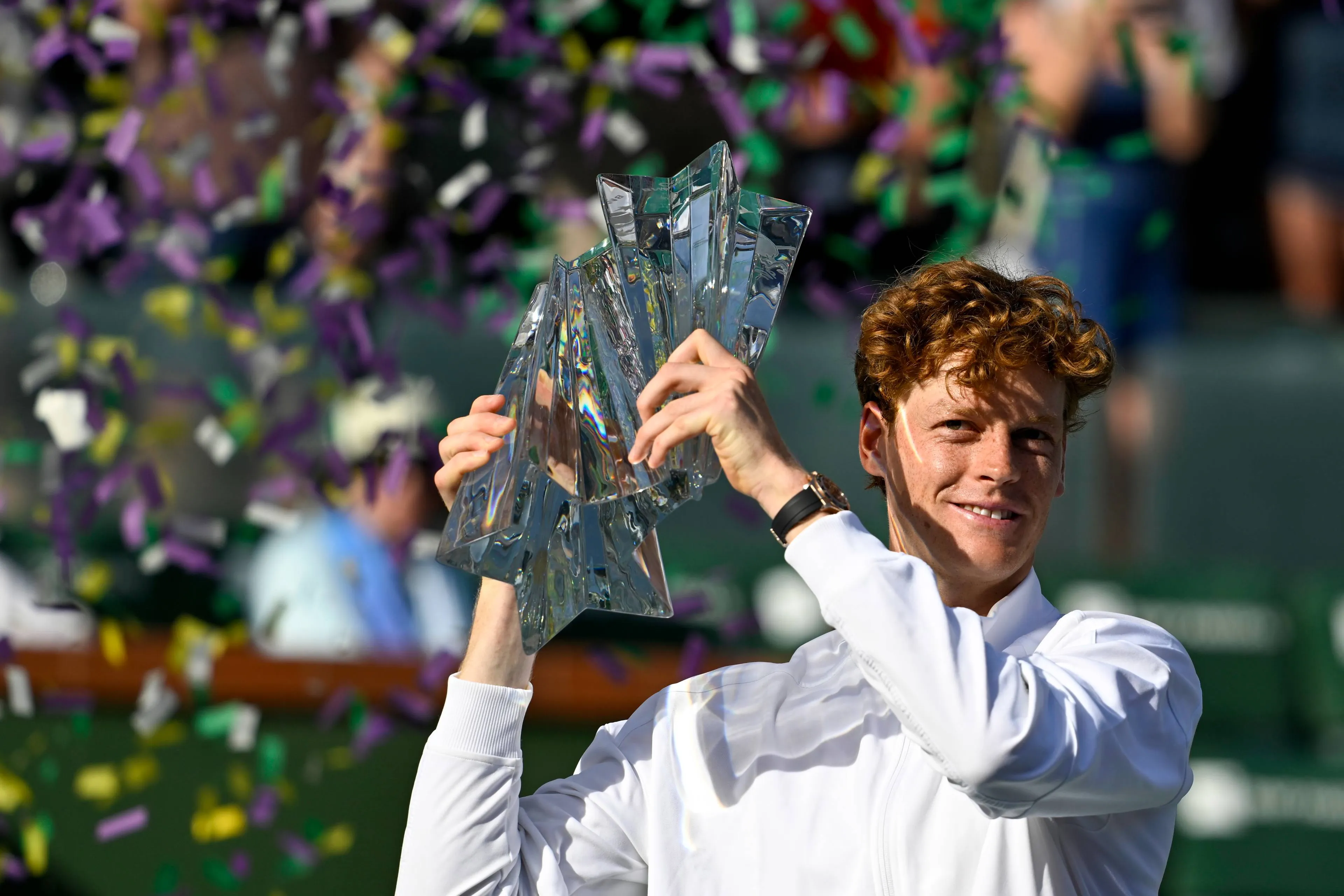 Jannik Sinner with the Indian Wells trophy.