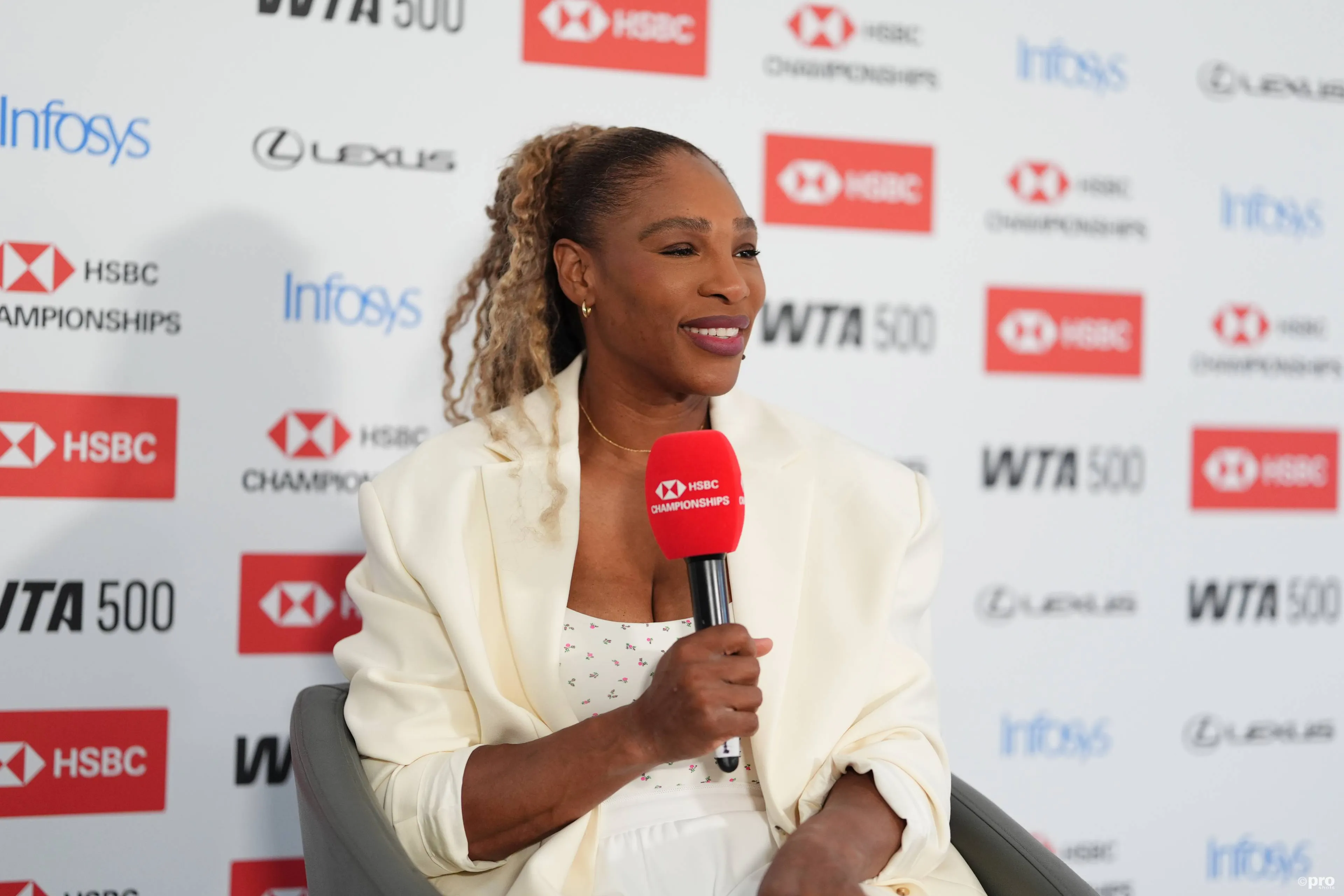 serena-williams-press-conference-queens-club