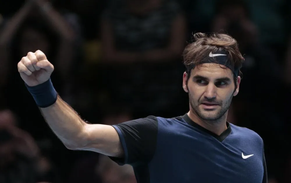 Roger Federer disfruta de la NBA viendo el Warriors-Spurs en San Francisco y es aclamado por la grada