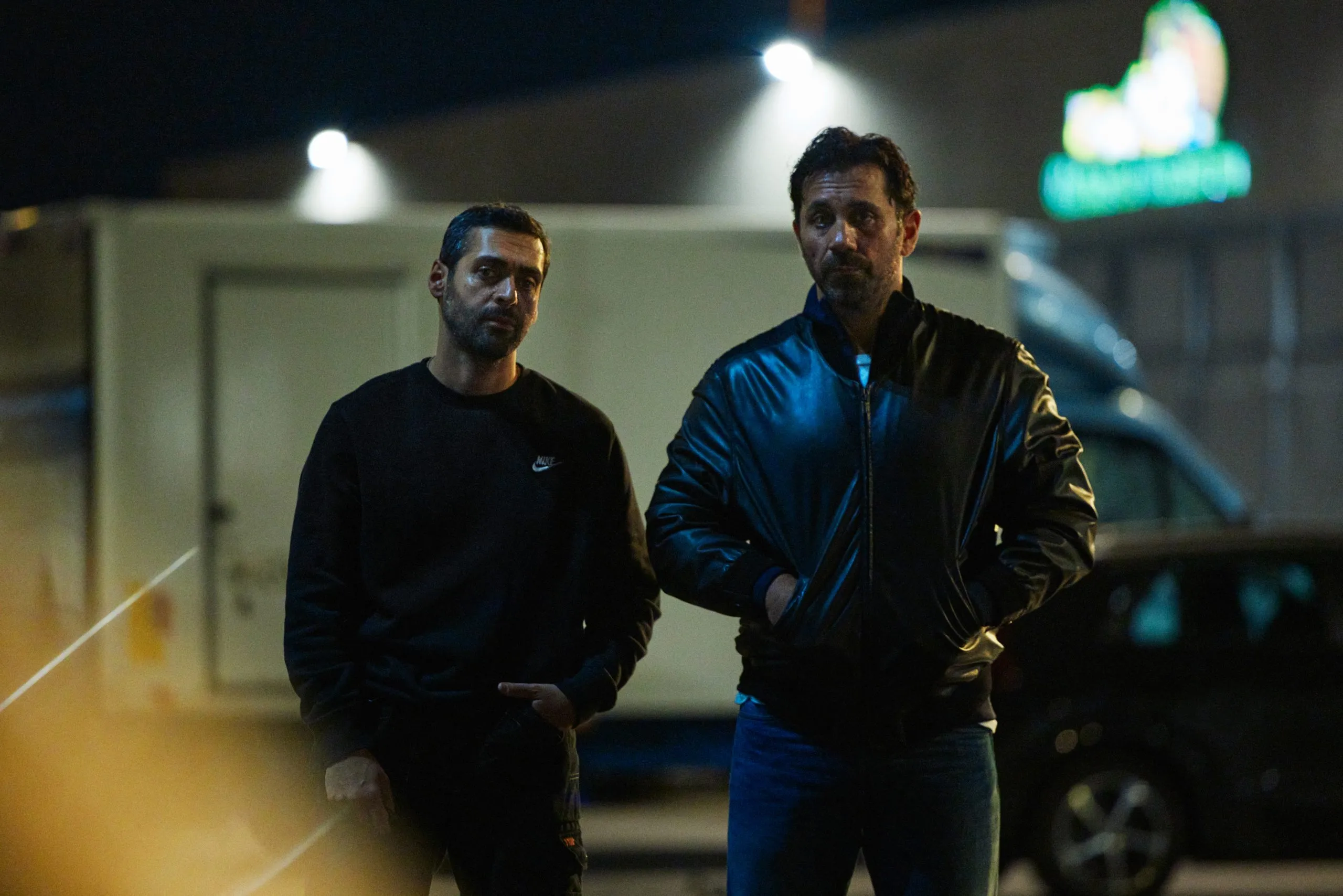 Netflix onthult voorproefje van nieuwe waargebeurde Zweedse heist-serie
