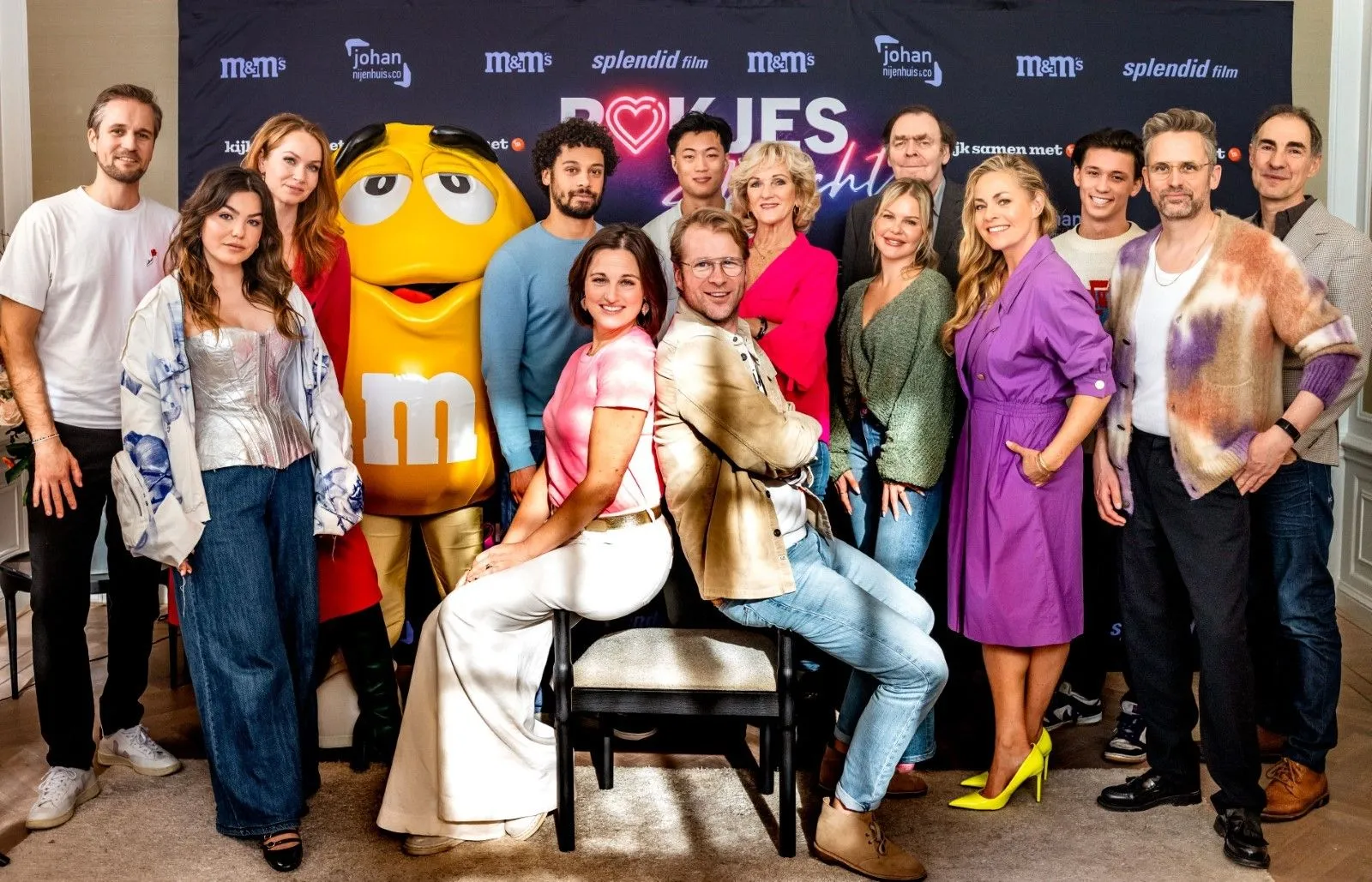 Leo Alkemade en Abbey Hoes schitteren in nieuwe Nederlandse komediefilm 'Rokjesnacht'