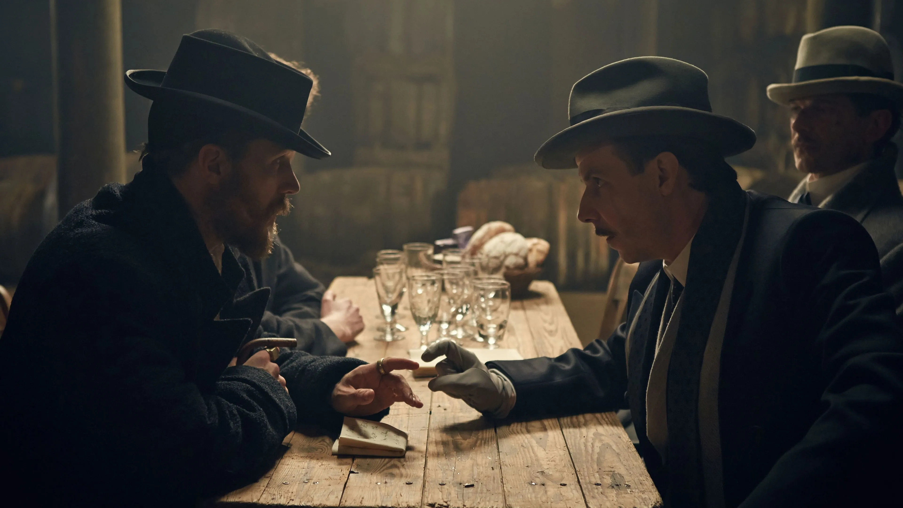 Netflix maakt volledige cast bekend van gloednieuwe dramaserie 'House of Guinness'