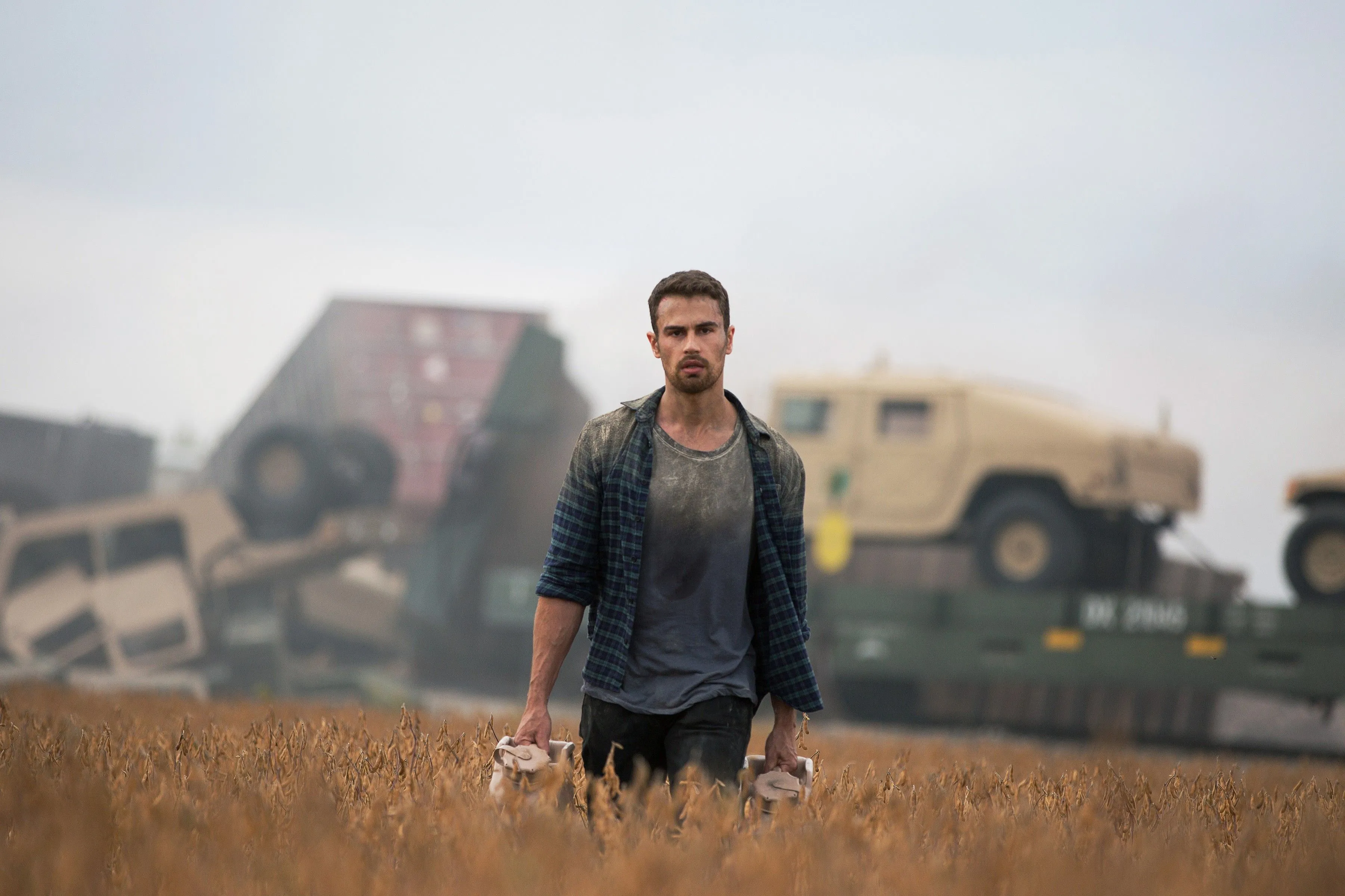Deze rampenfilm met 'The Gentlemen'-ster Theo James is een verborgen parel op Netflix