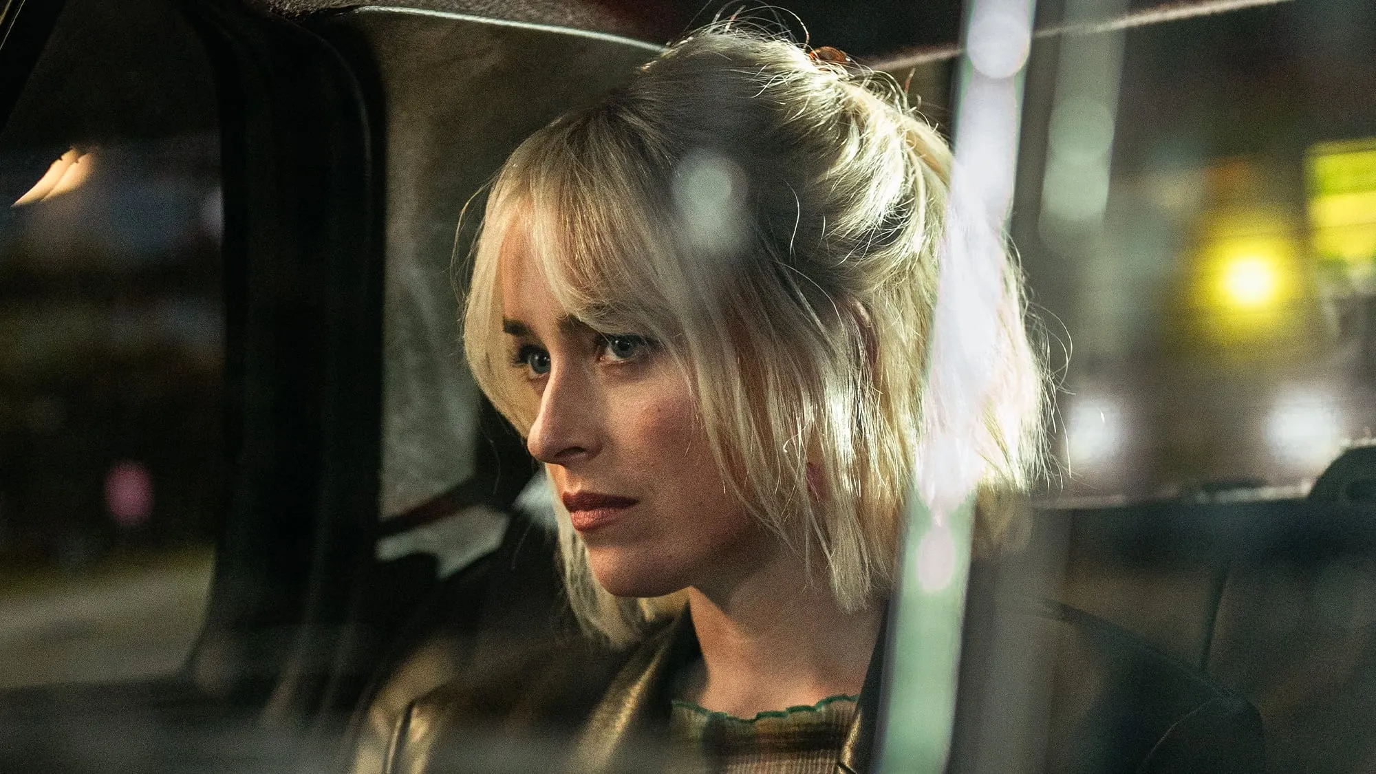 Sean Penn schittert als taxichauffeur van Dakota Johnson in nieuwe dramafilm 'Daddio'
