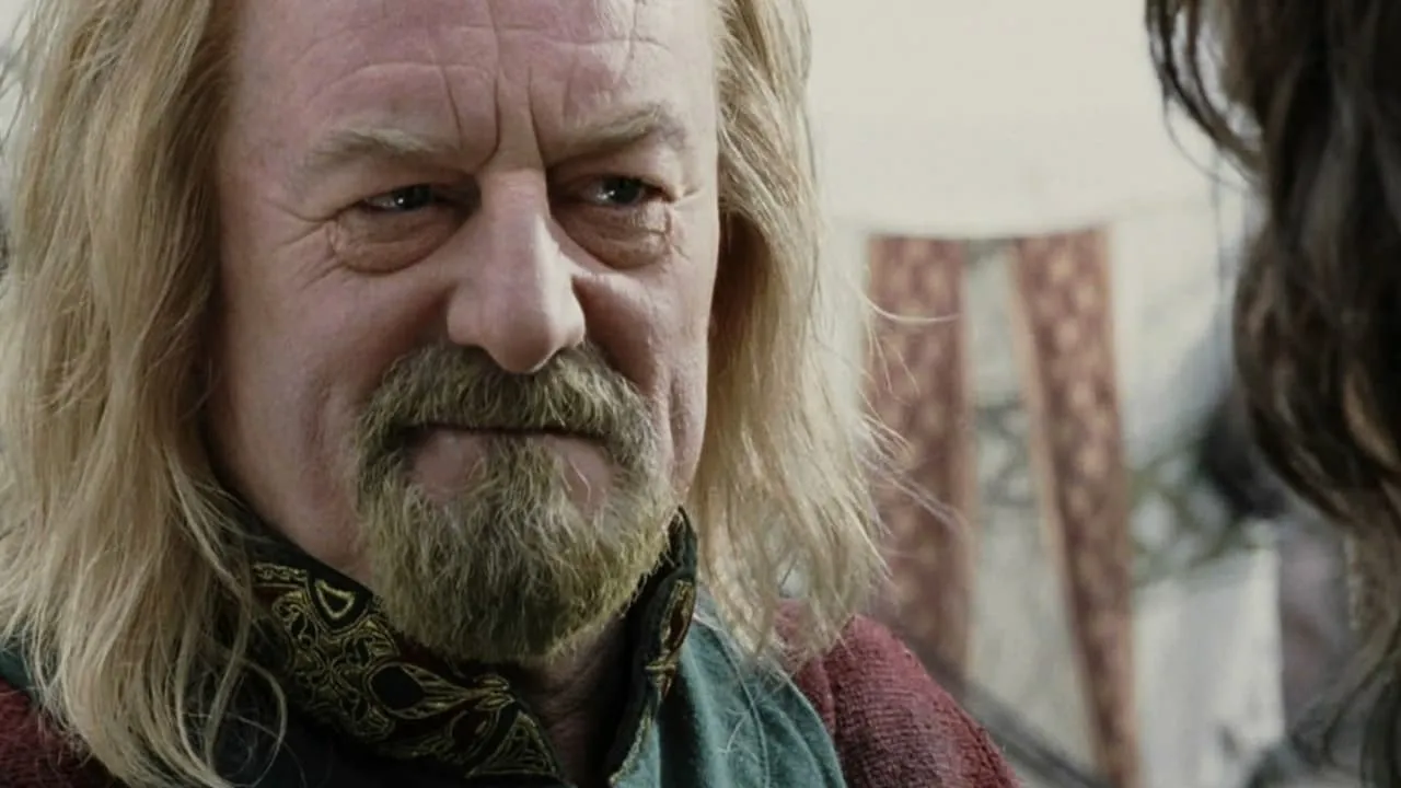Elijah Wood eert zijn overleden Lord of the Rings-collega Bernard Hill: "Onze koning!"