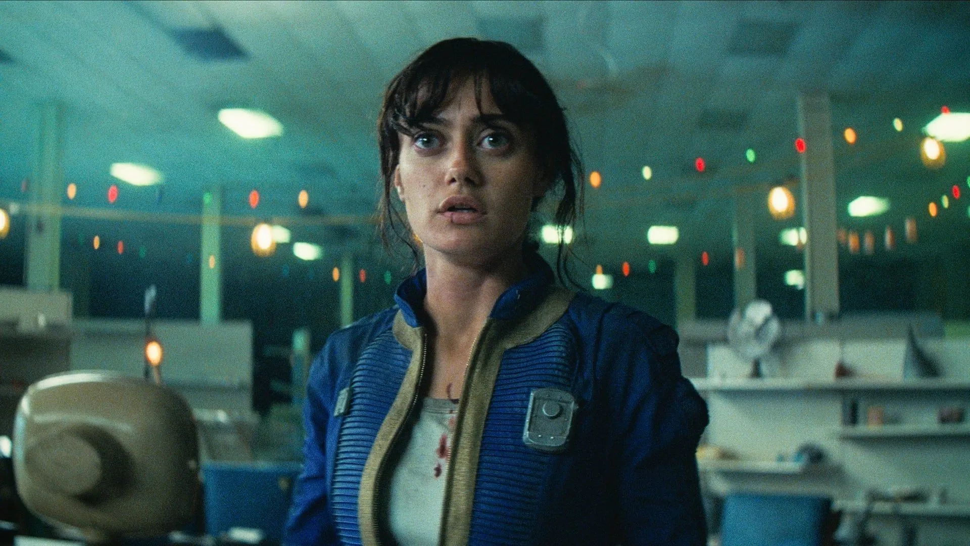 Fallout-ster Ella Purnell vecht tegen moordlustige eekhoorns in de horrorfilm 'The Scurry'
