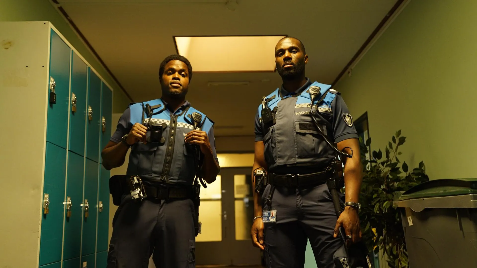 Netflix geeft officieel startschot voor opnames van nieuwe Nederlandse komediefilm 'Bad Boa's'